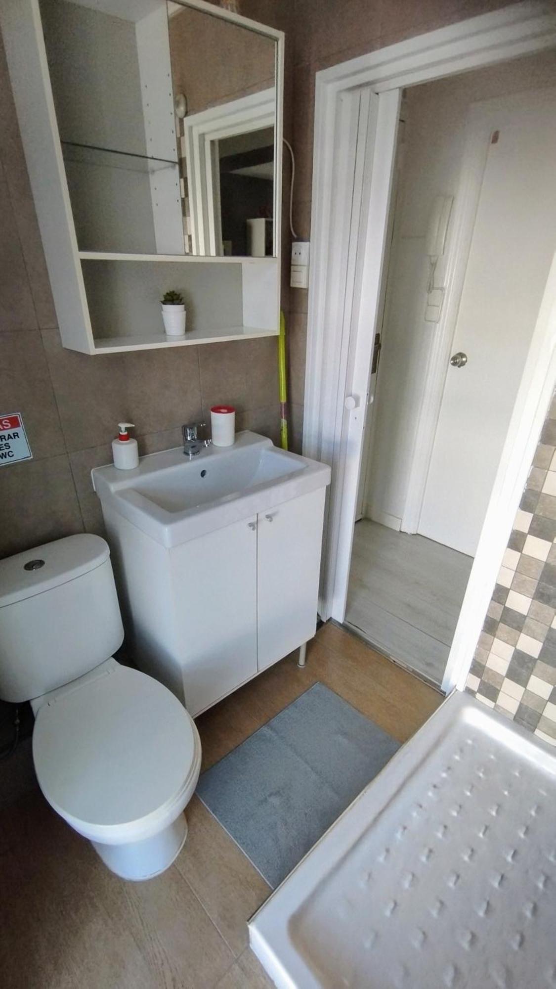 Apartment 1 Y Salon Con Sofa Cama Bien Comunicado Con El Centro Seville