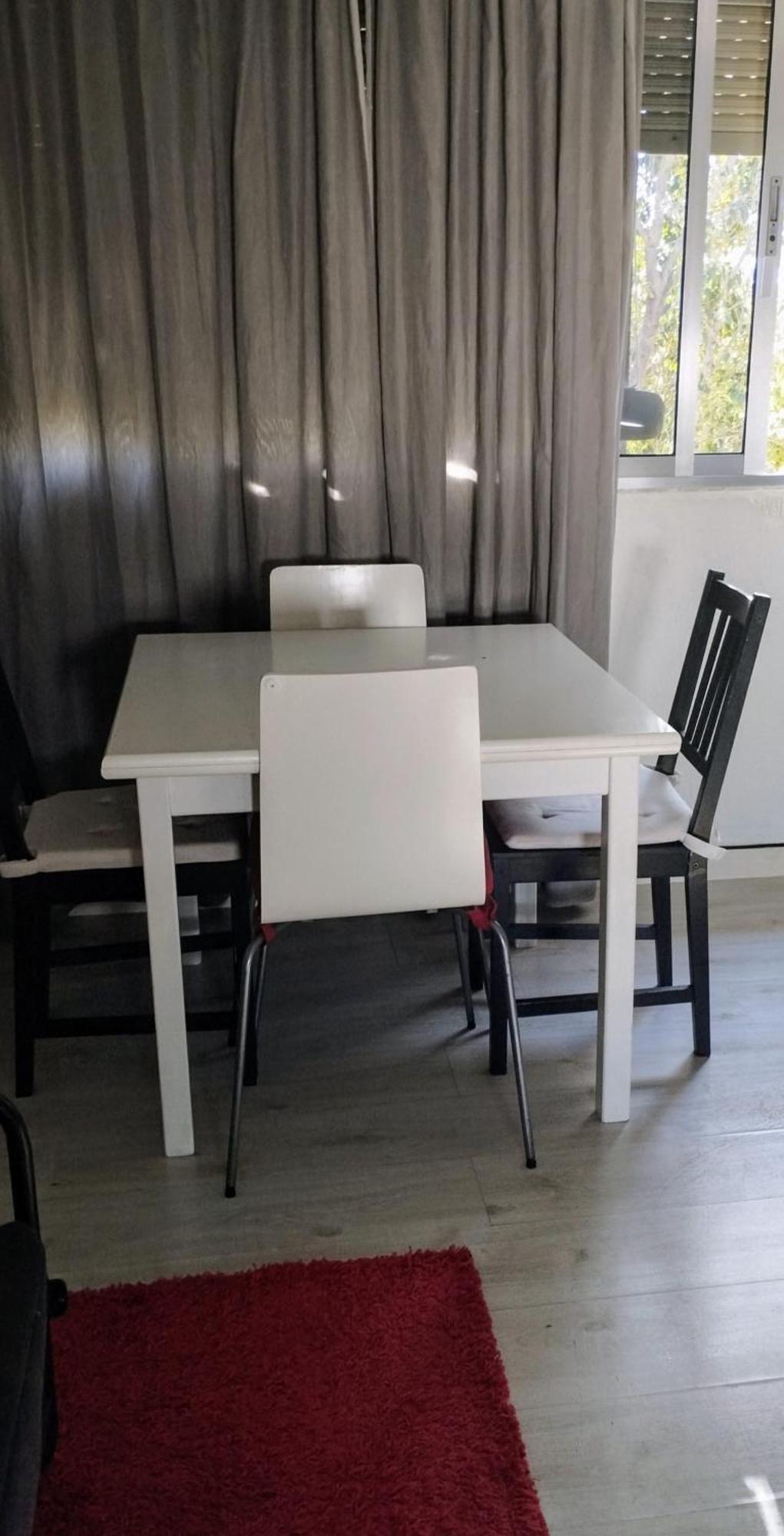 Apartment 1 Y Salon Con Sofa Cama Bien Comunicado Con El Centro