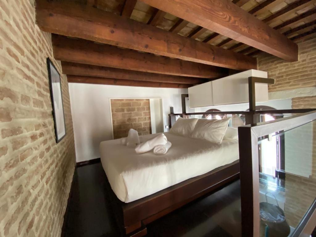 Hostfy Centro Puerta Osario Apartment Seville