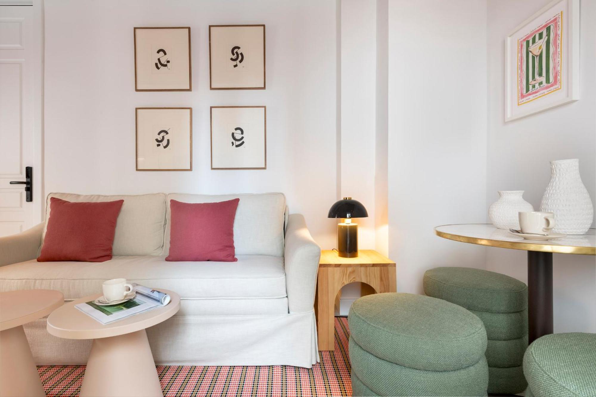 Casa Bedoya & Colors By Magno * Seville