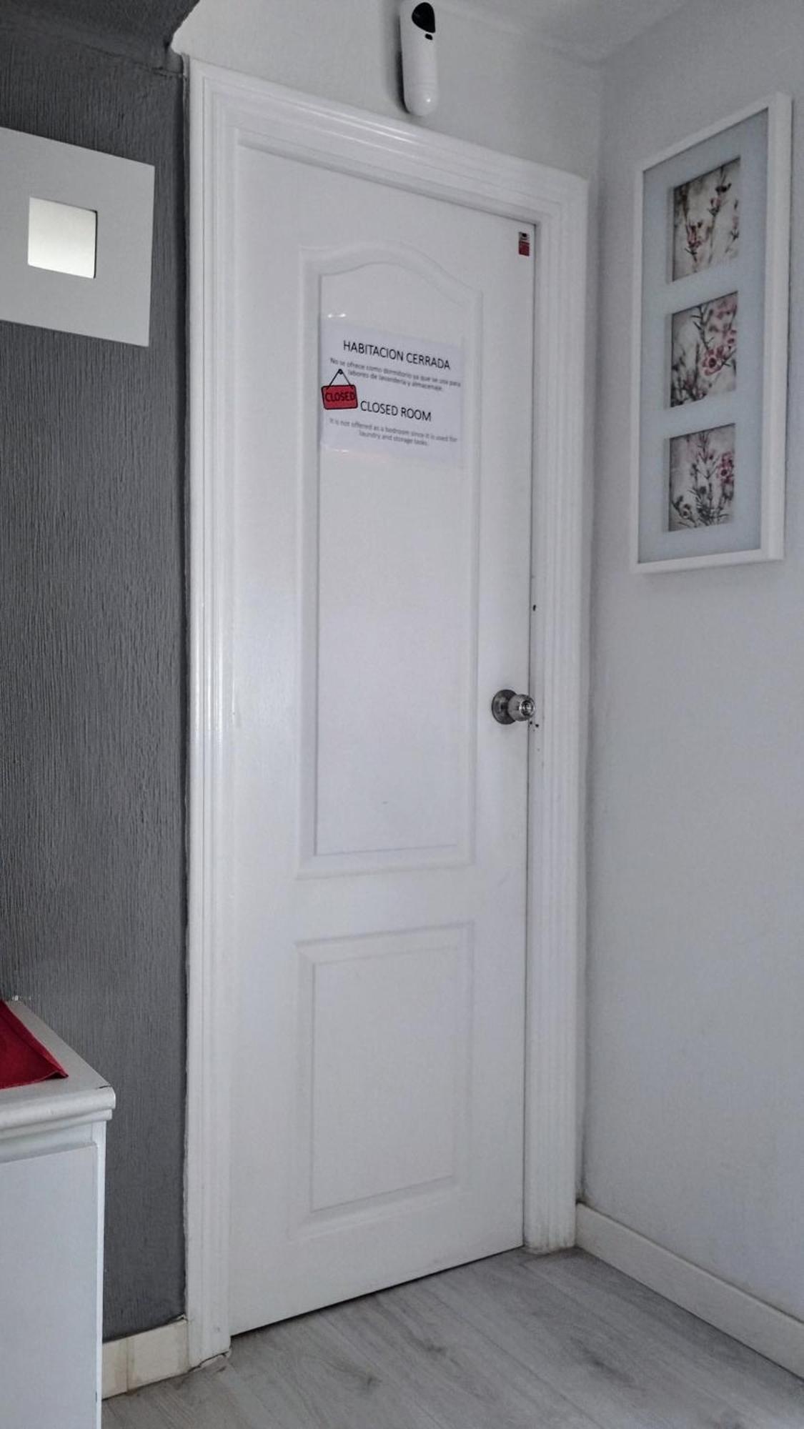 Apartment 1 Y Salon Con Sofa Cama Bien Comunicado Con El Centro Seville