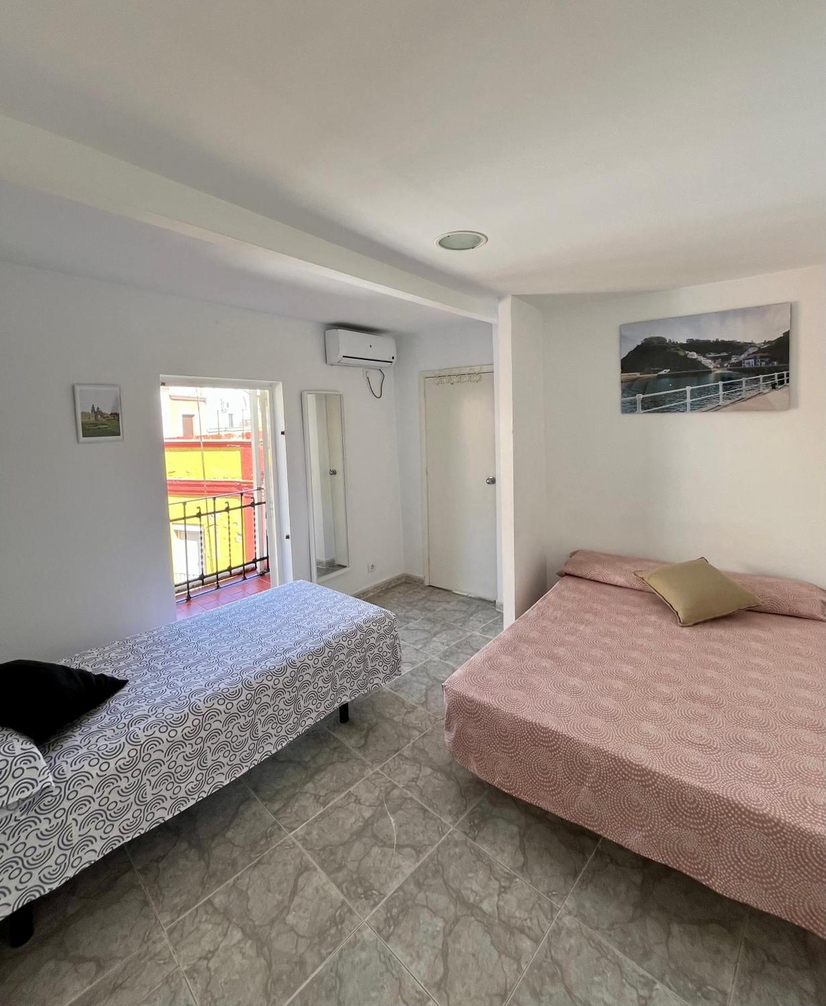 Alameda, Conde De Torrejon Apartment