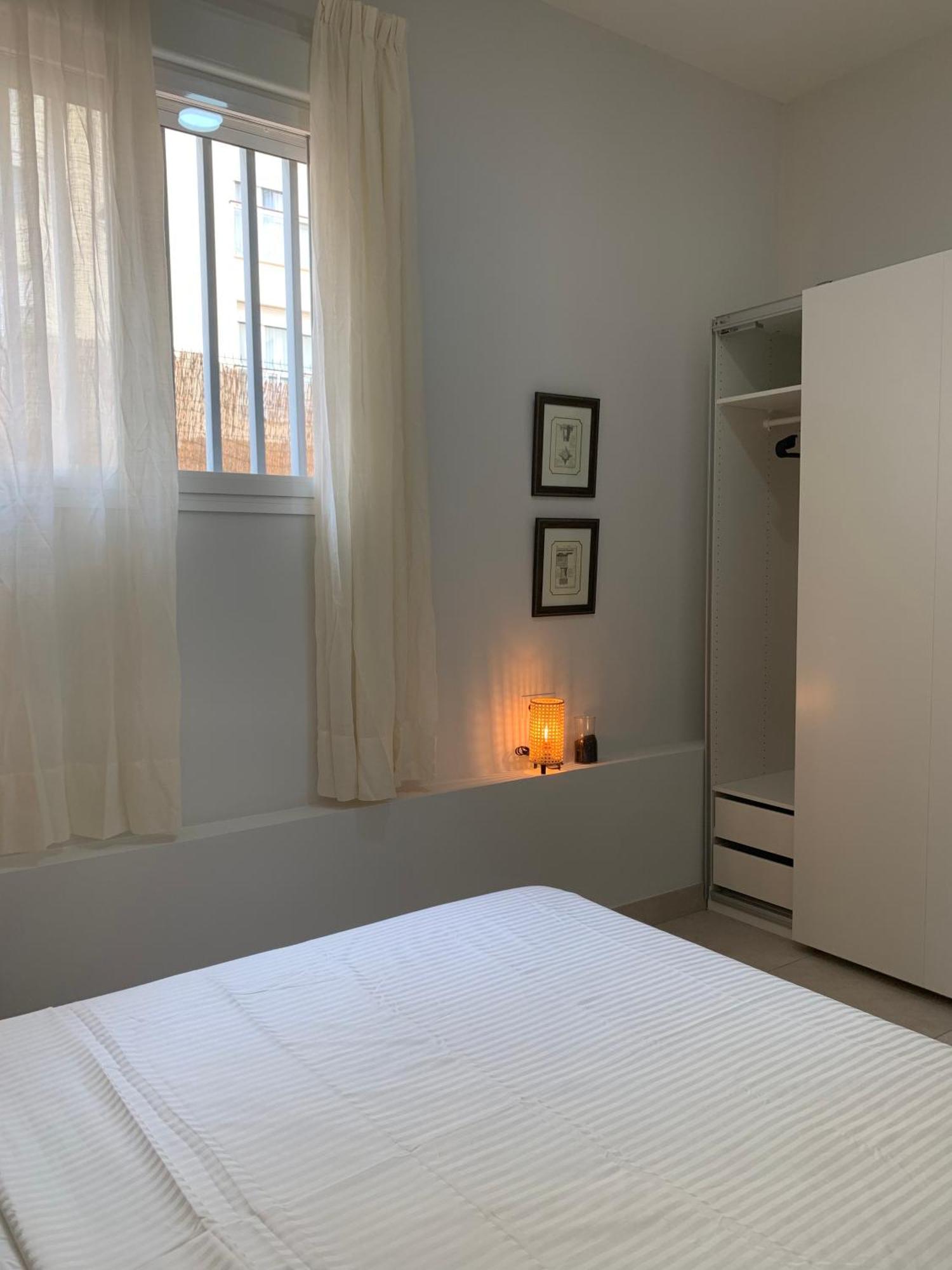 Triana Moderno Apartment