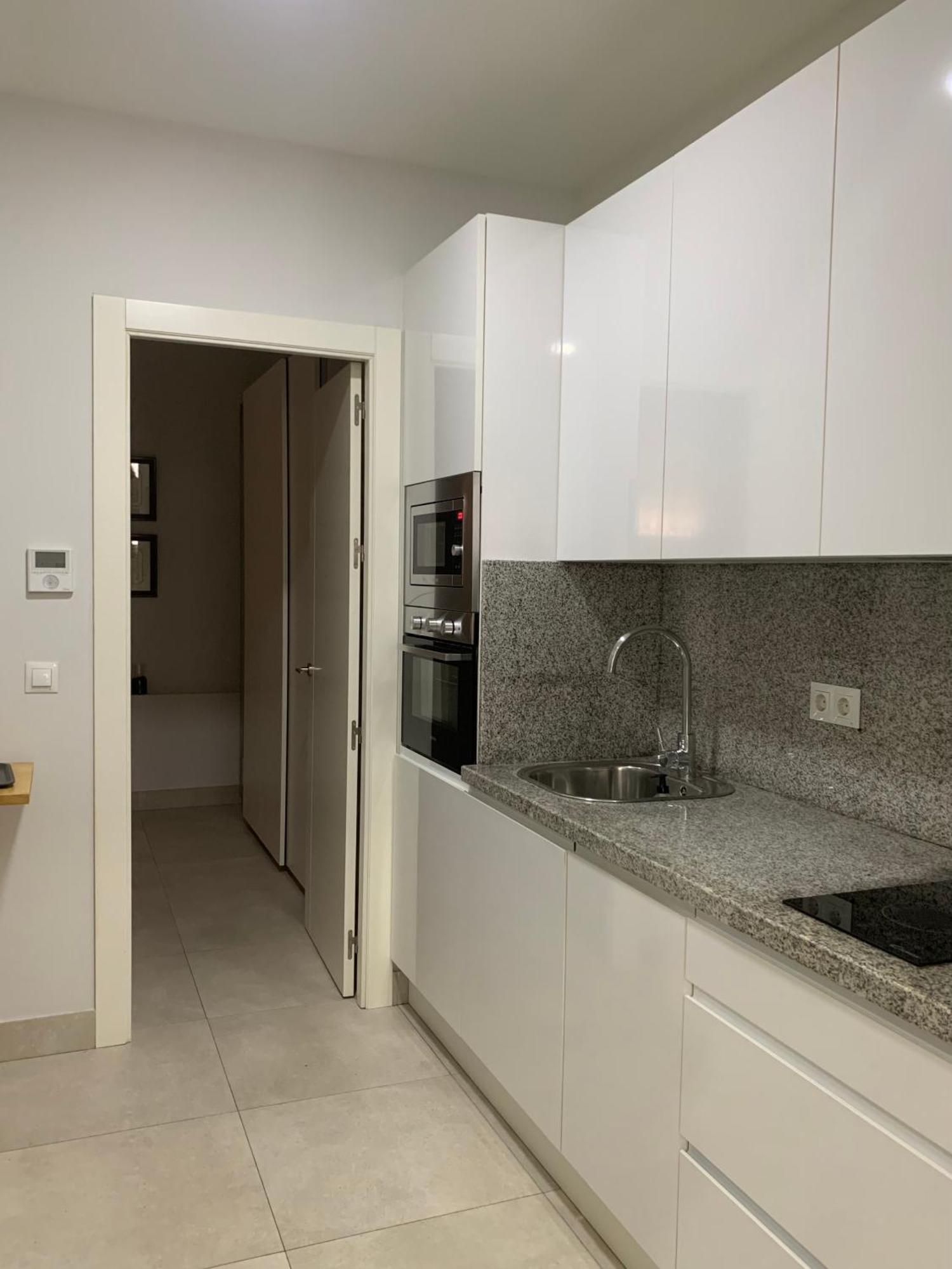 Triana Moderno Apartment *