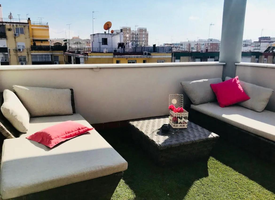 Precioso Y Moderno Atico Duplex De 2 En 2 O 3 Personas Con Jacuzzi Apartment