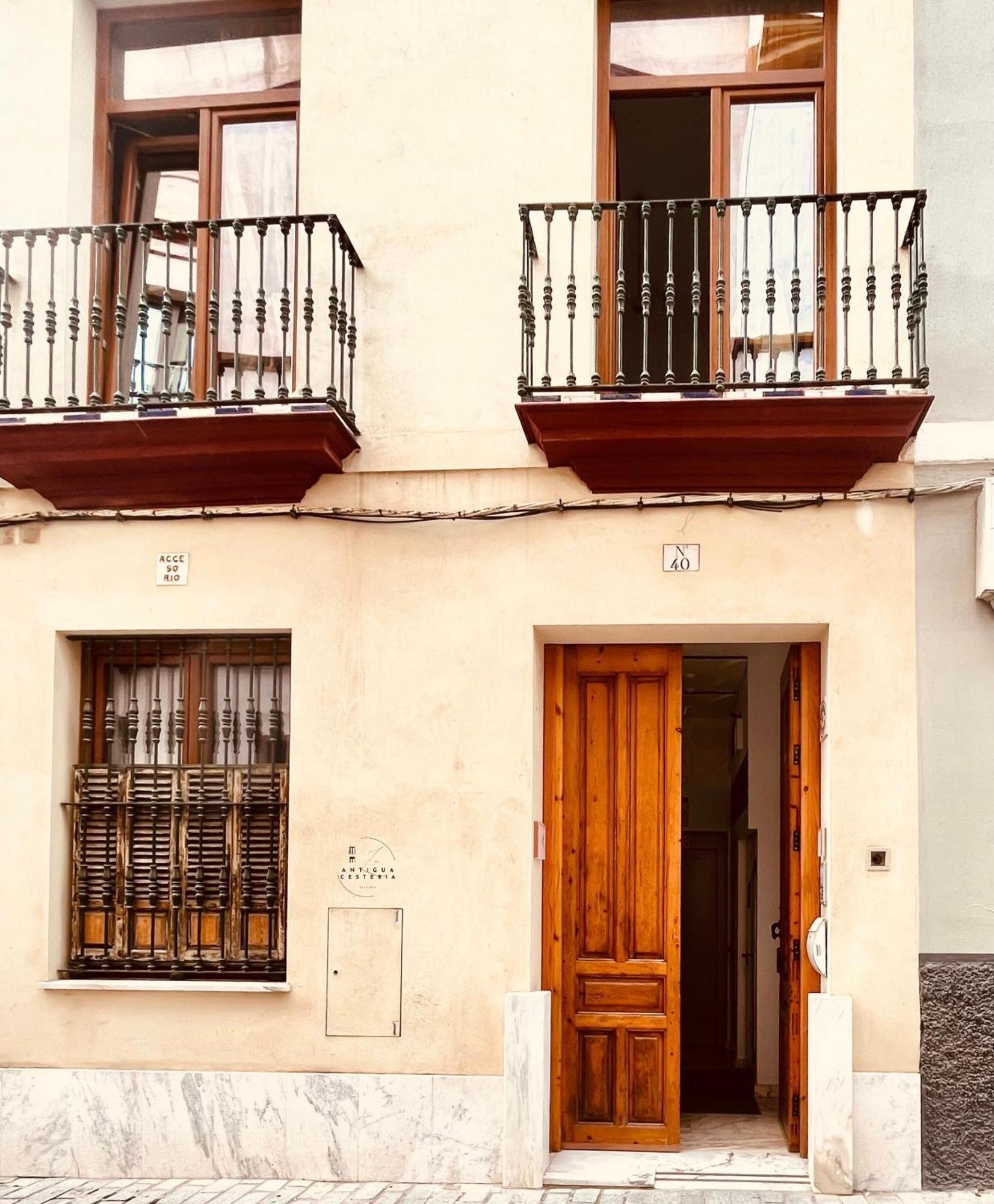 Antigua Cesteria Apartment Seville