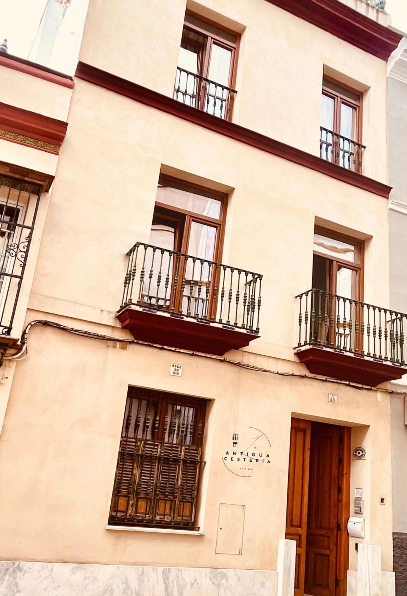 Apartment Antigua Cesteria Seville