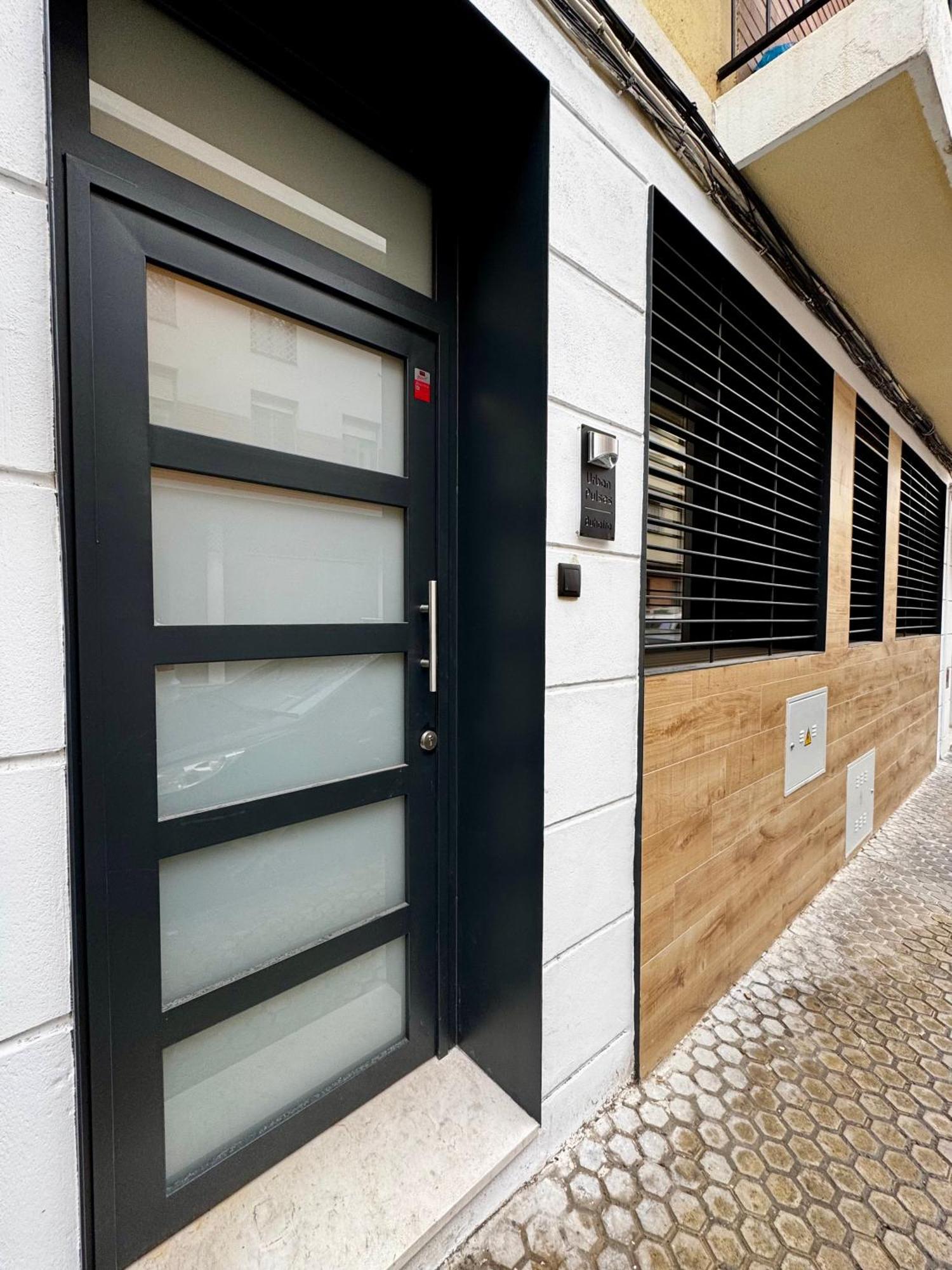 Urban Pulses Buhaira Apartment Seville