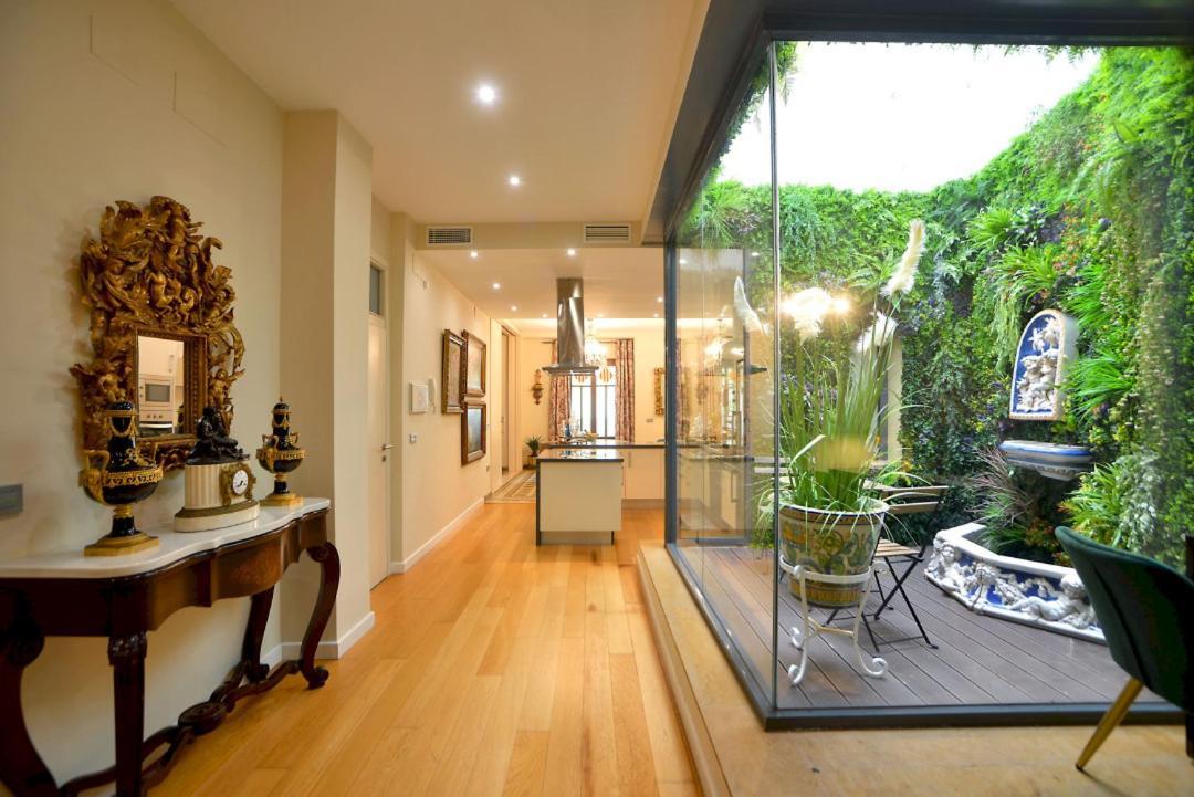 Classic And Luxury- 2bd 2bth- Sierpes Apartment Seville