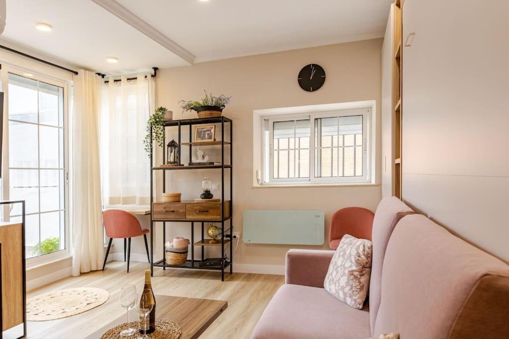 New! Cozy For Couples With Private Patio & Out Shower Apartamento