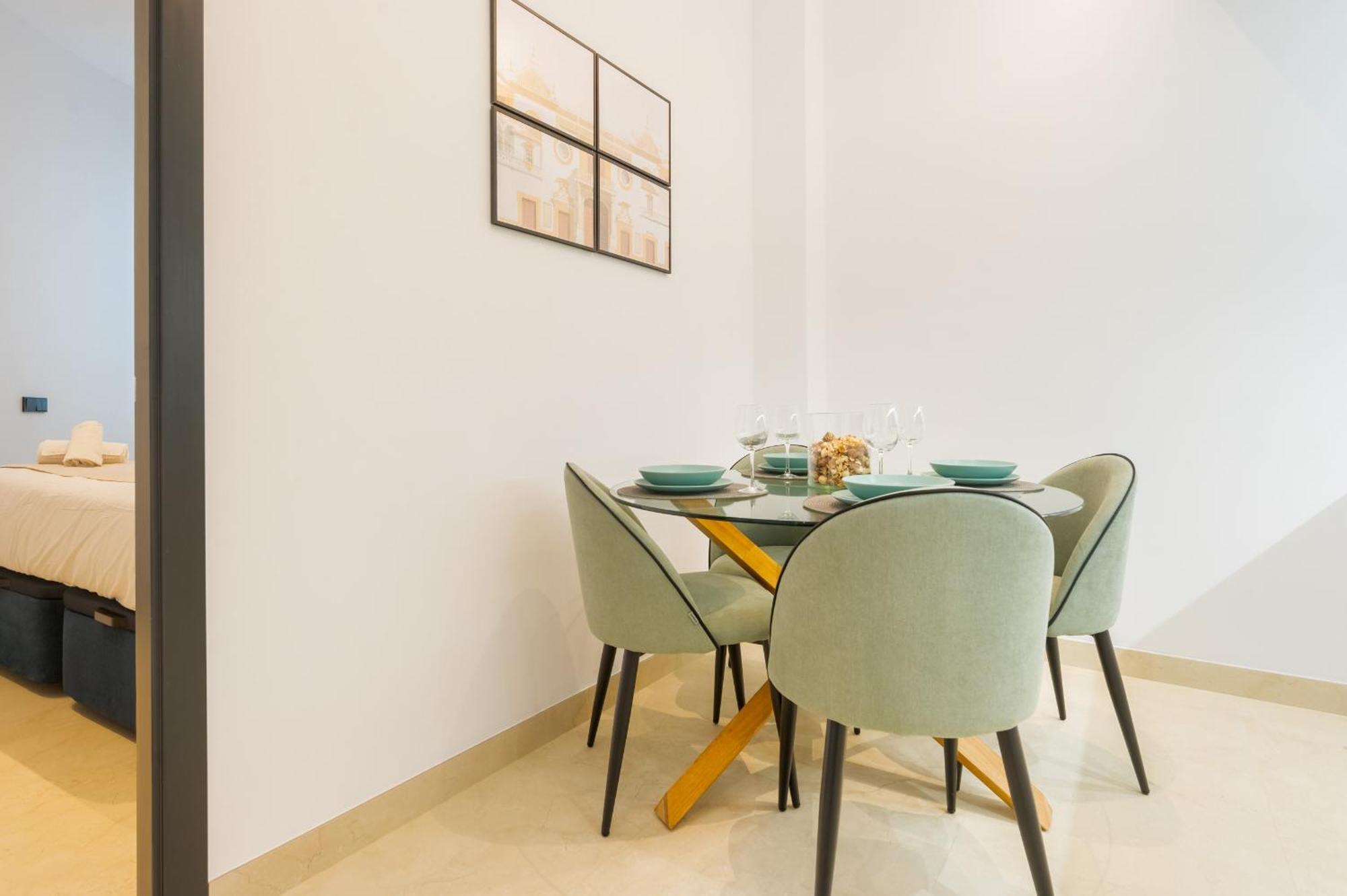 New Design - Gallos 4 Apartment Seville