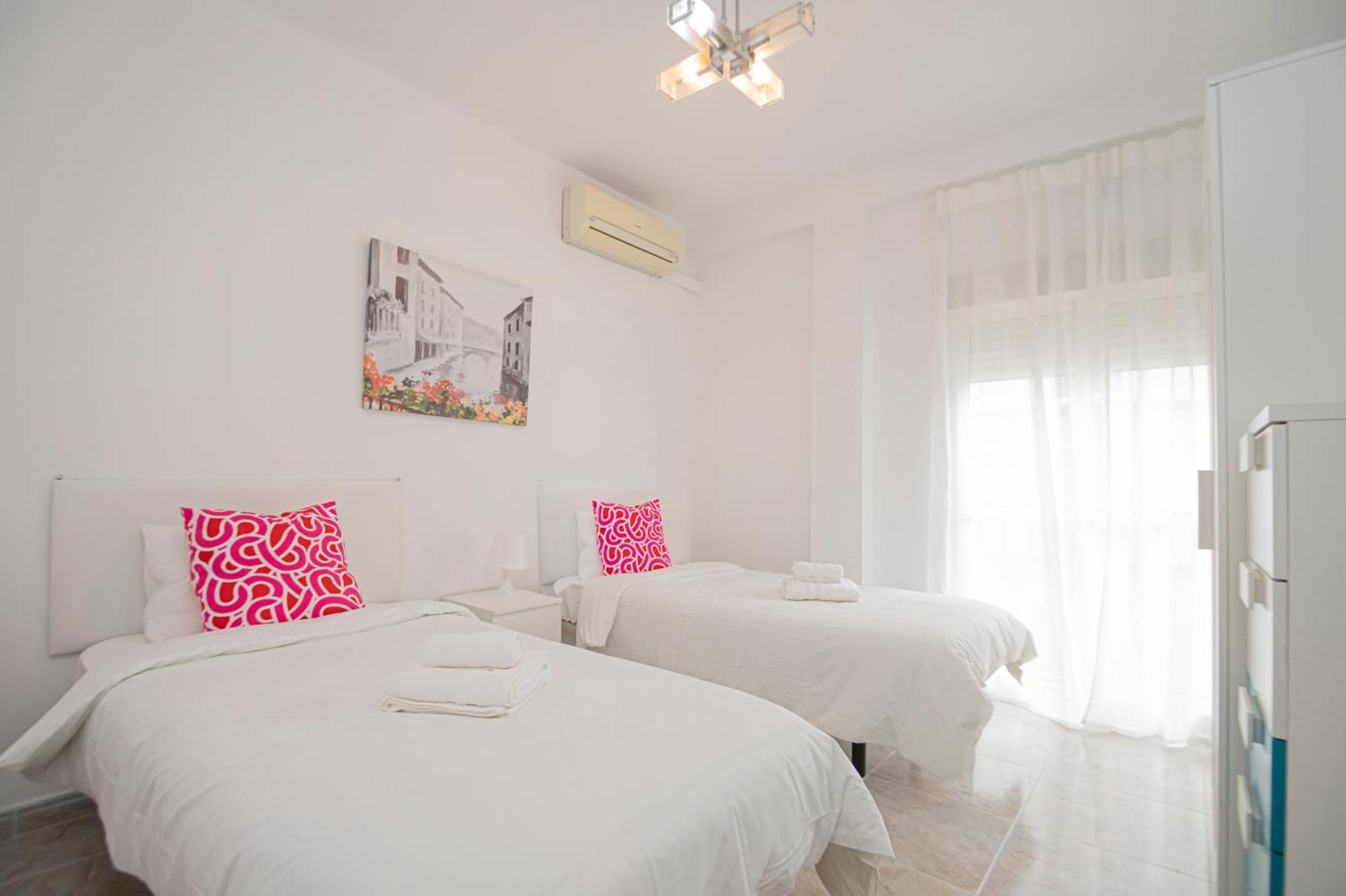 3 Bedroom In The Heart Of Triana