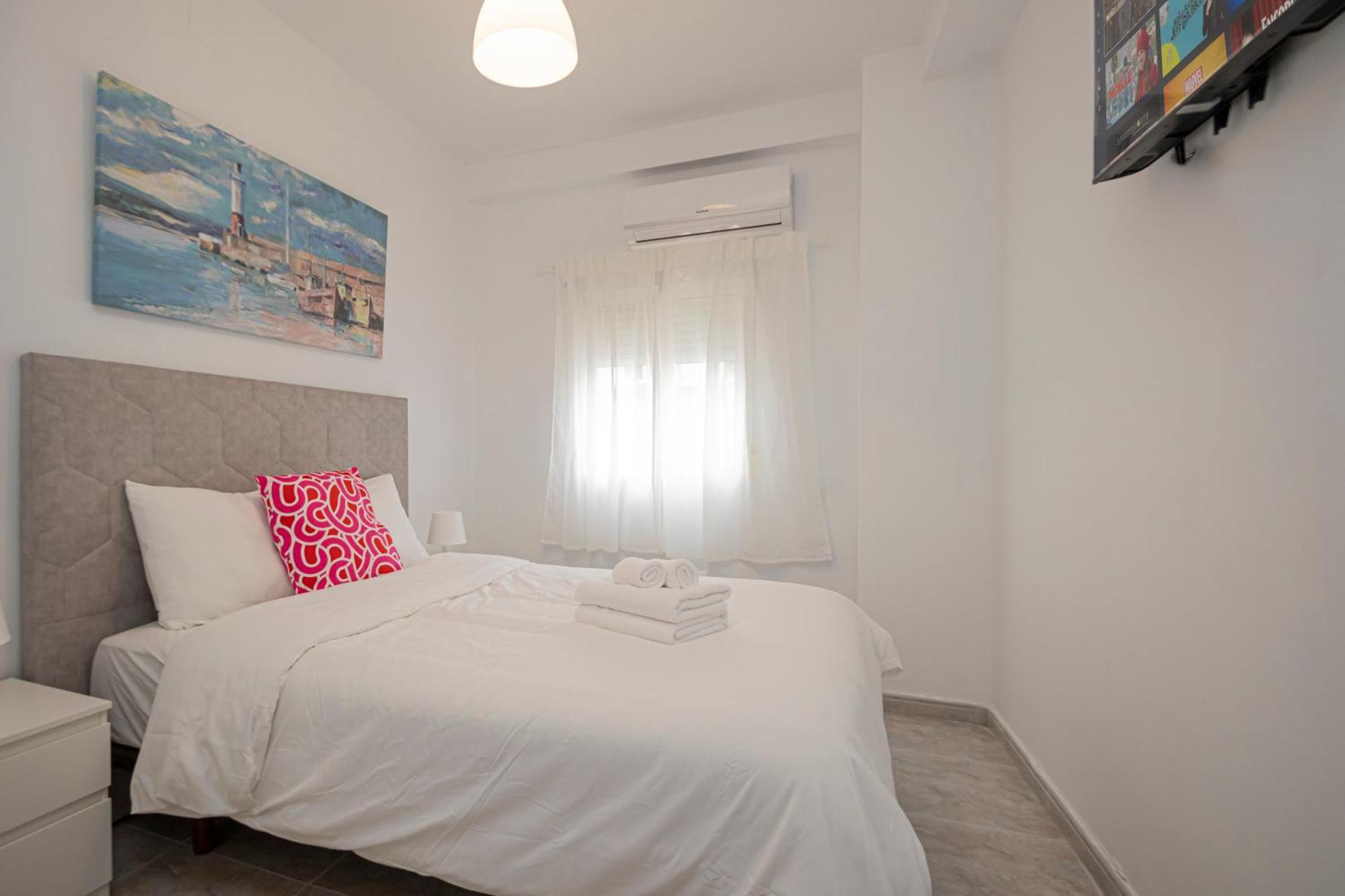 Apartamento 3 Bedroom In The Heart Of Triana Sevilla