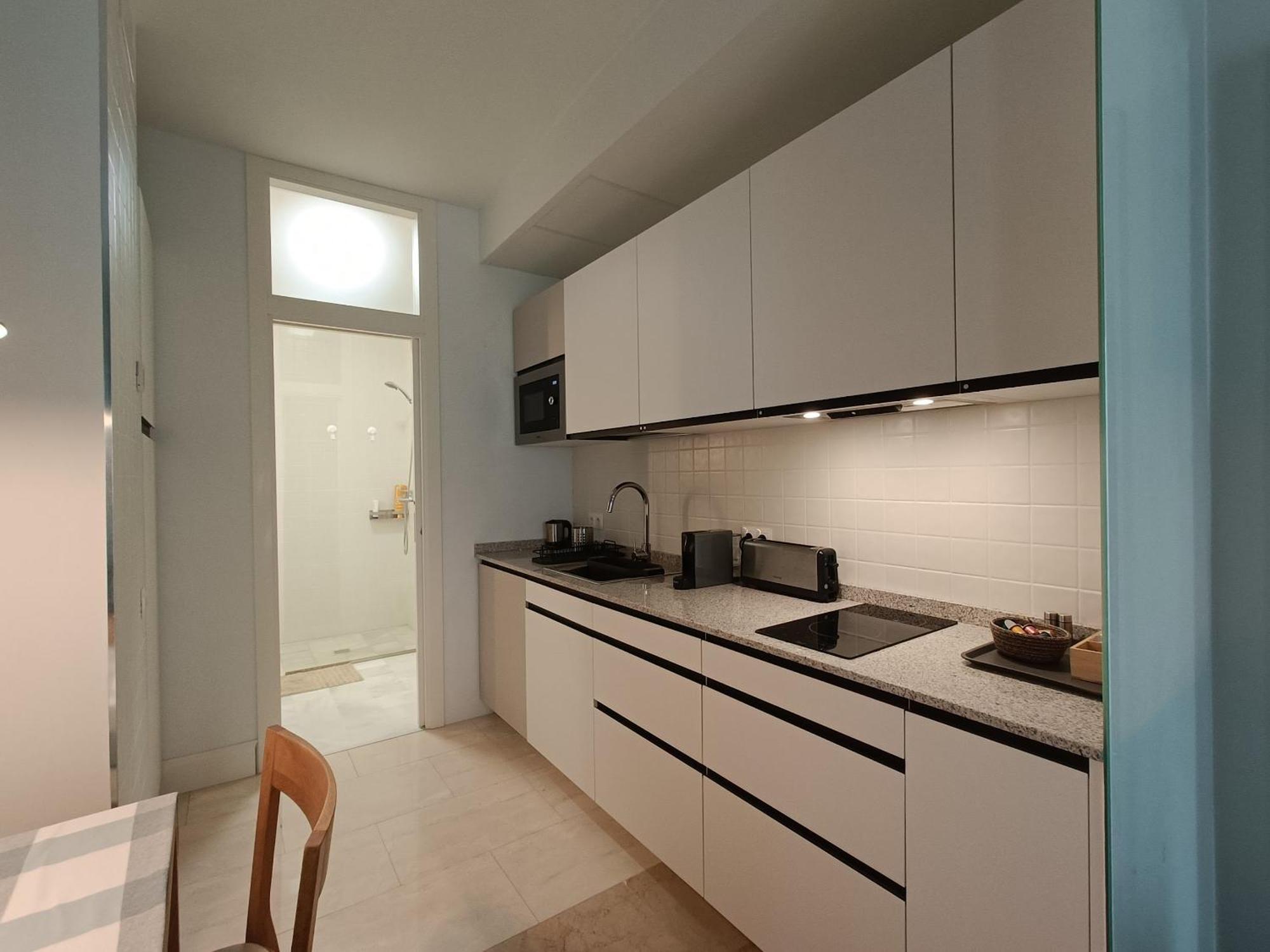 Apartment White Alameda