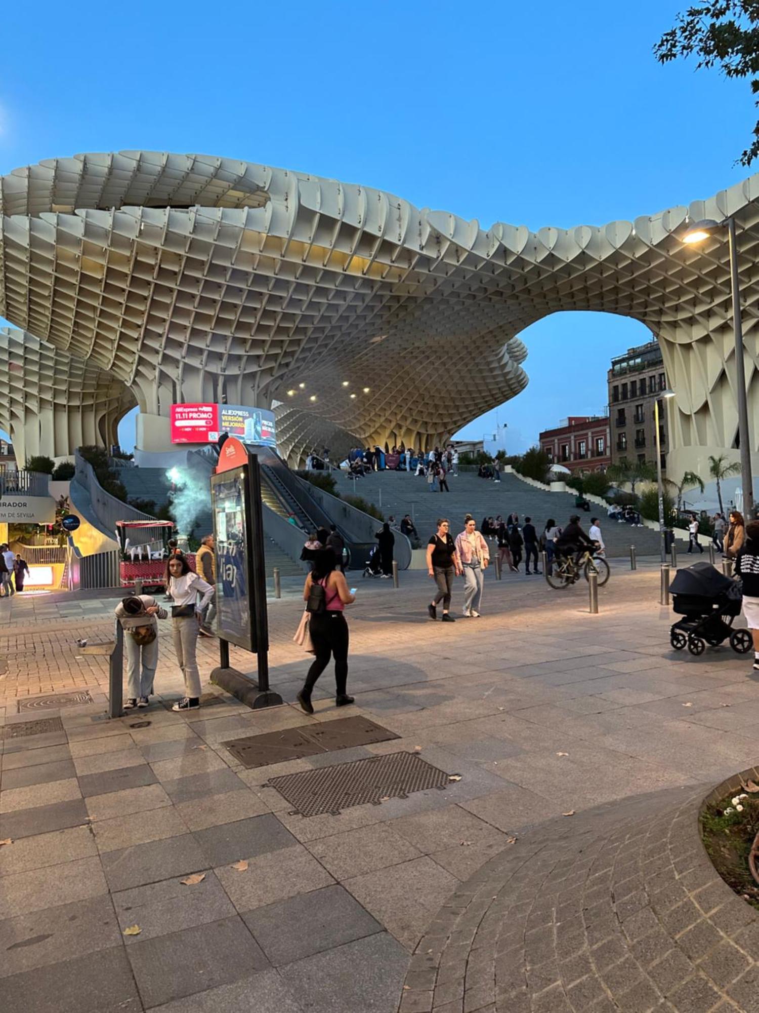 Homestay Casa Duque Compartida Familiar 2- Bano Propio Seville