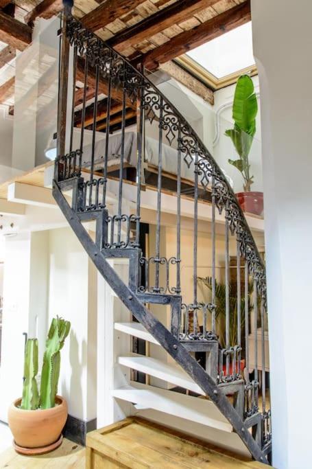 Alameda De Hercules Apartment