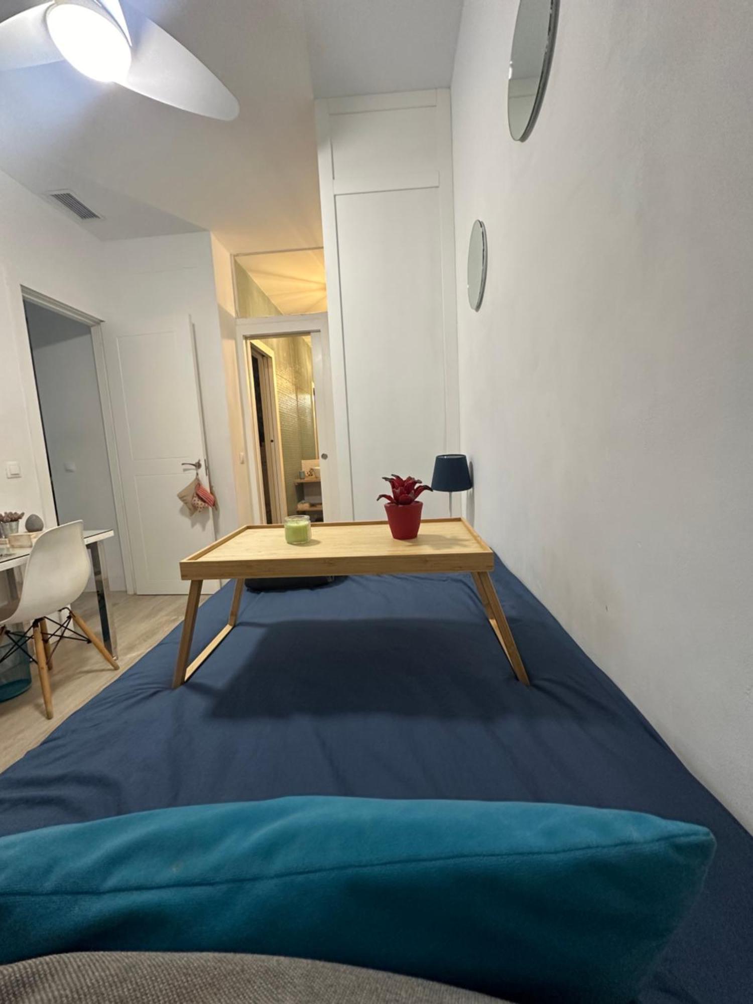 Homestay Casa Duque Compartida Familiar 1-Habitacion Con Bano Propio Seville