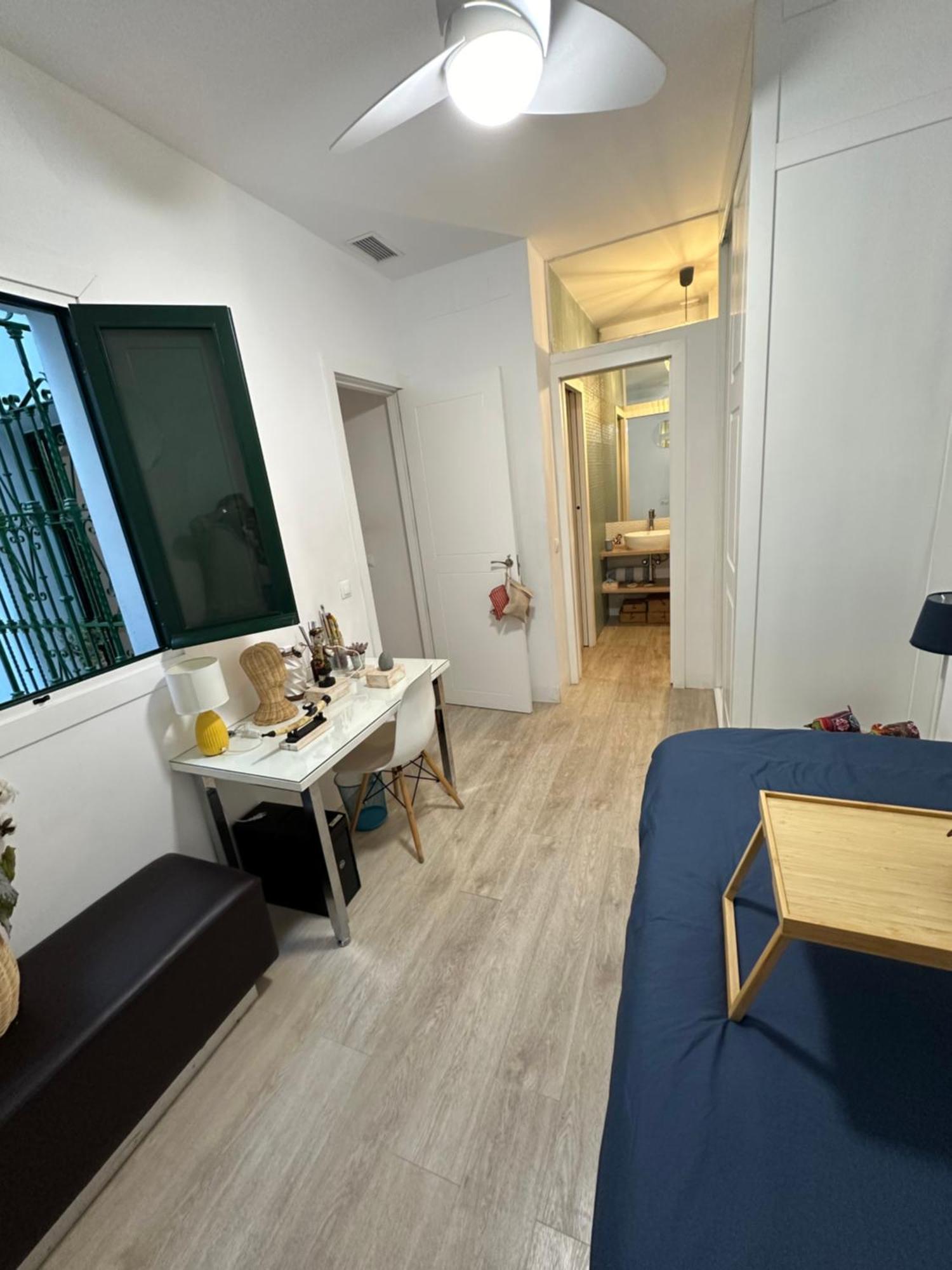 Homestay Casa Duque Compartida Familiar 1-Habitacion Con Bano Propio Seville