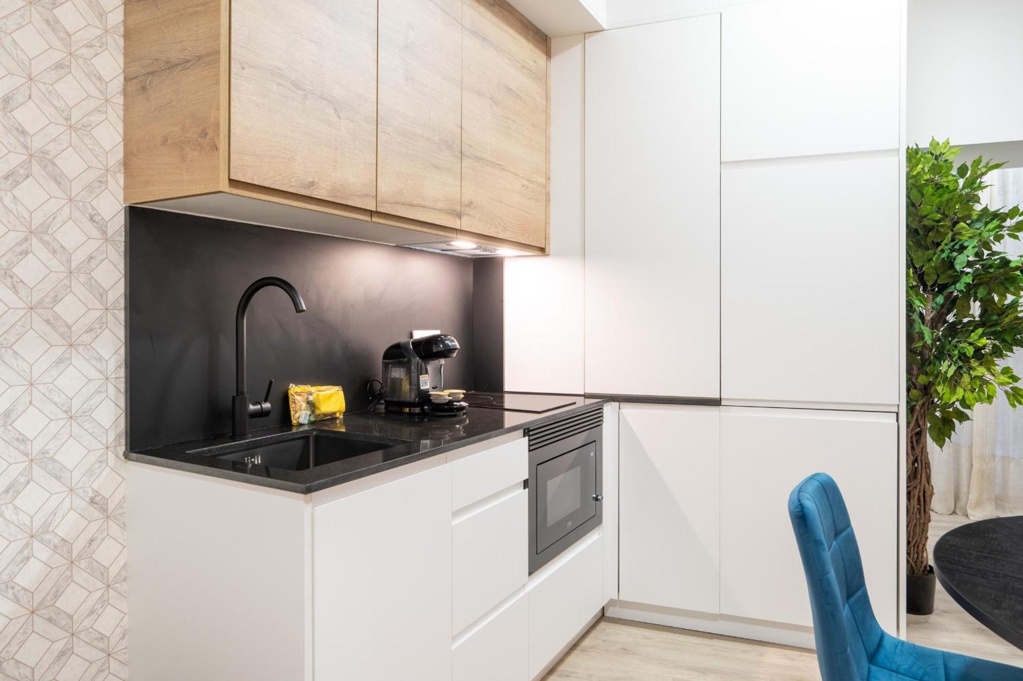 New Modern - Quiet Street - Setas De Apartment Seville