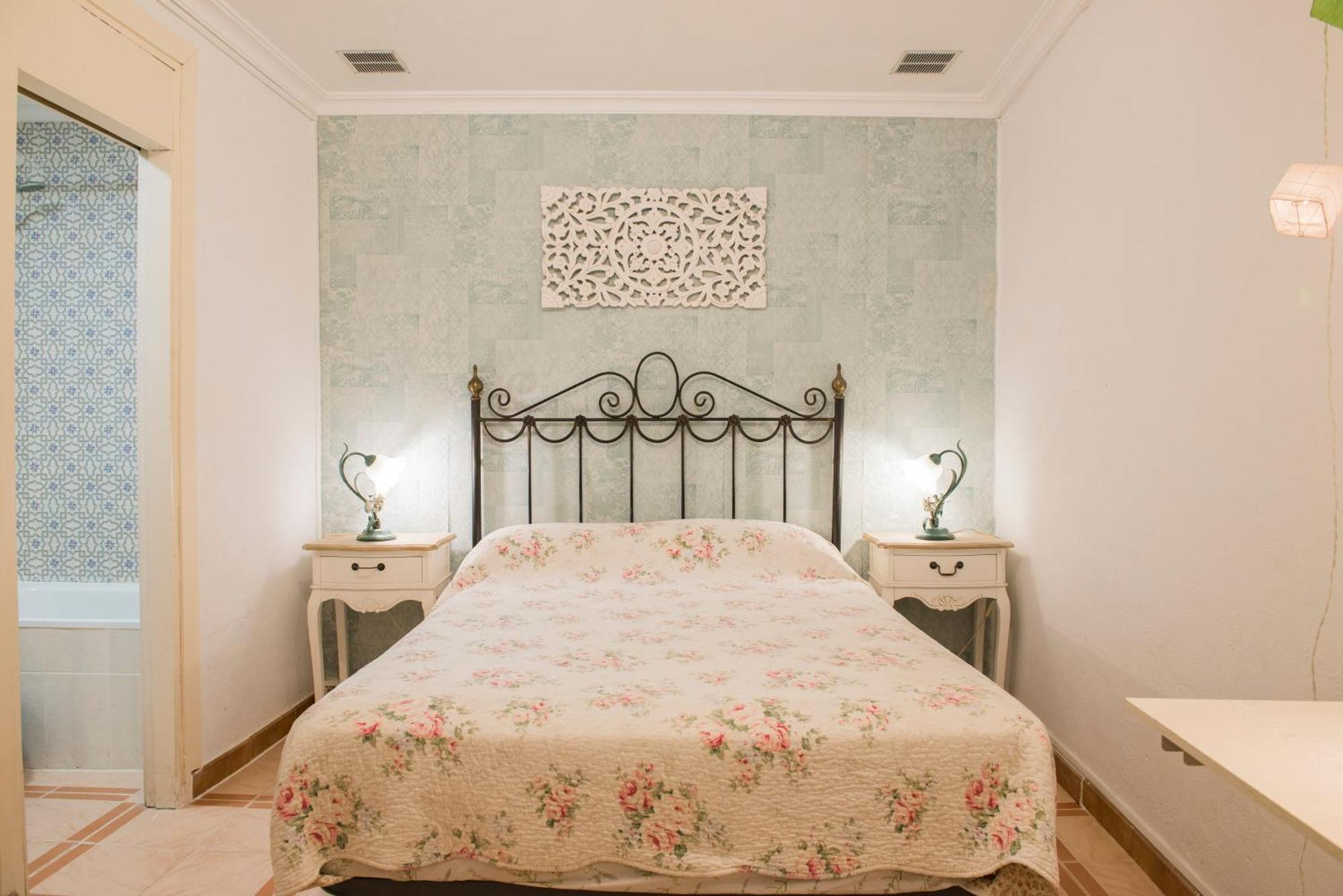 La Casa De Flores Homestay *