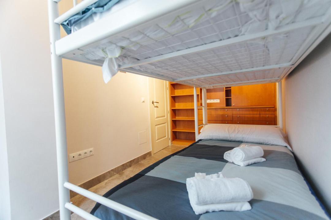 Wide And Diaphanous- 3bd 2bth- Alcazar Apartment