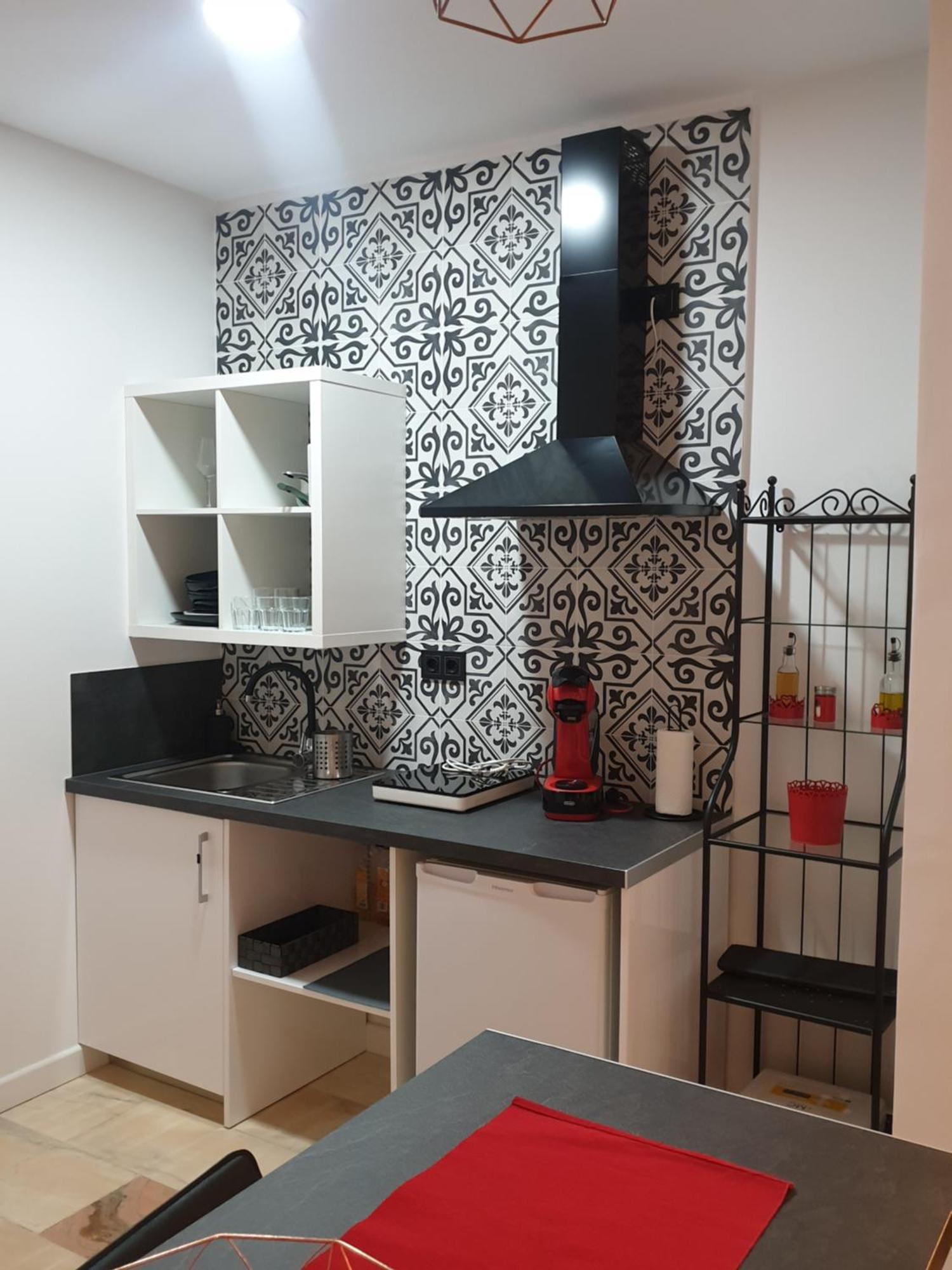 Lhome Apartment *