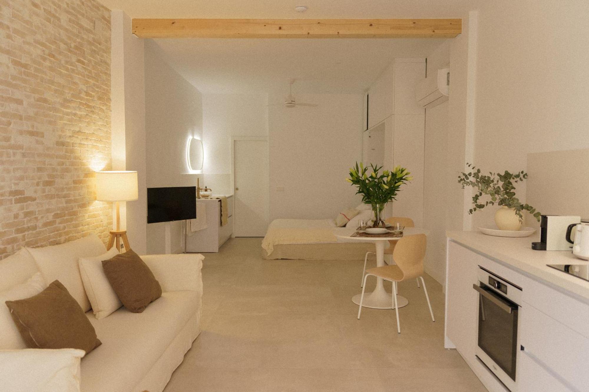 Luca Oliva Homes Riverside *
