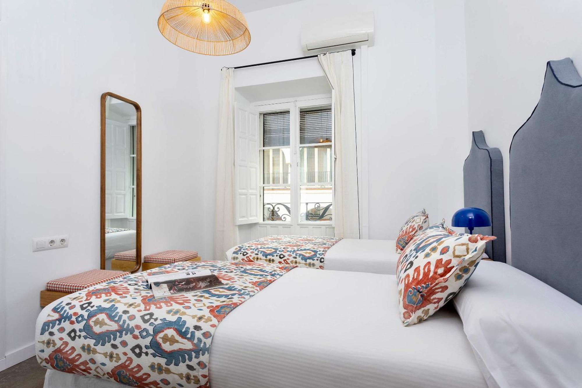 Genteel Almansa Ii Apartment