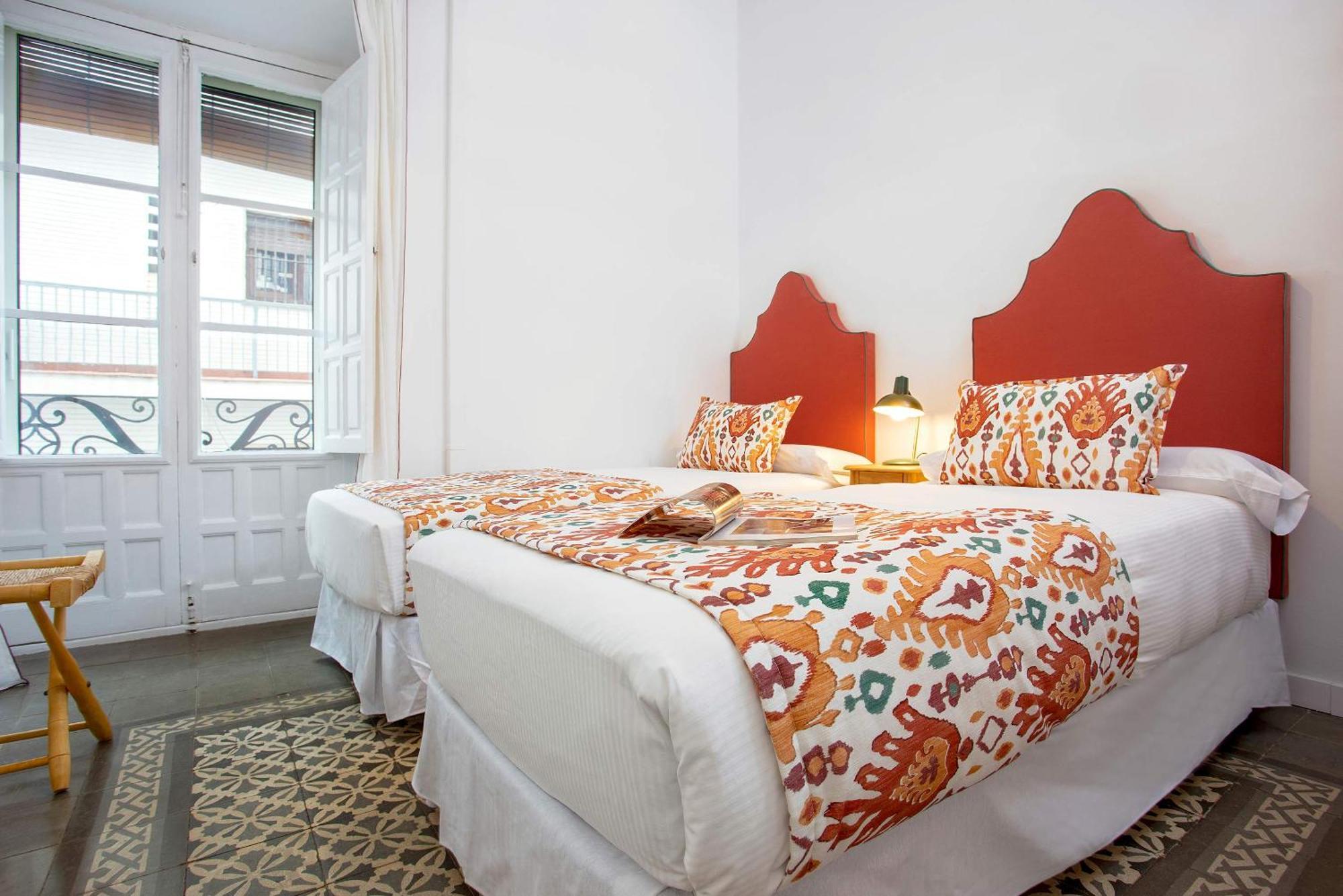 Apartment Genteel Almansa Ii