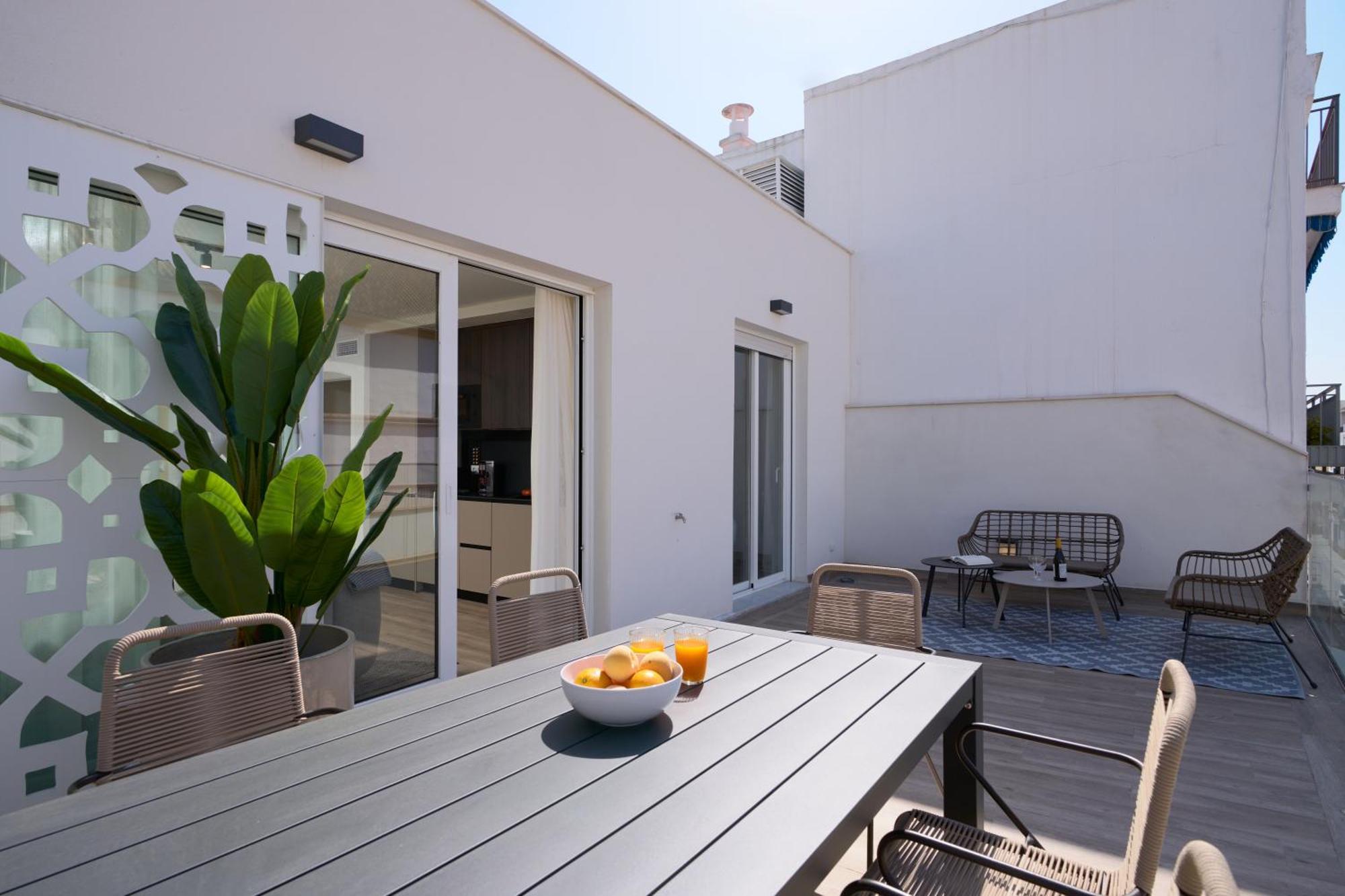 Casa Pizarro, By Homing U Seville