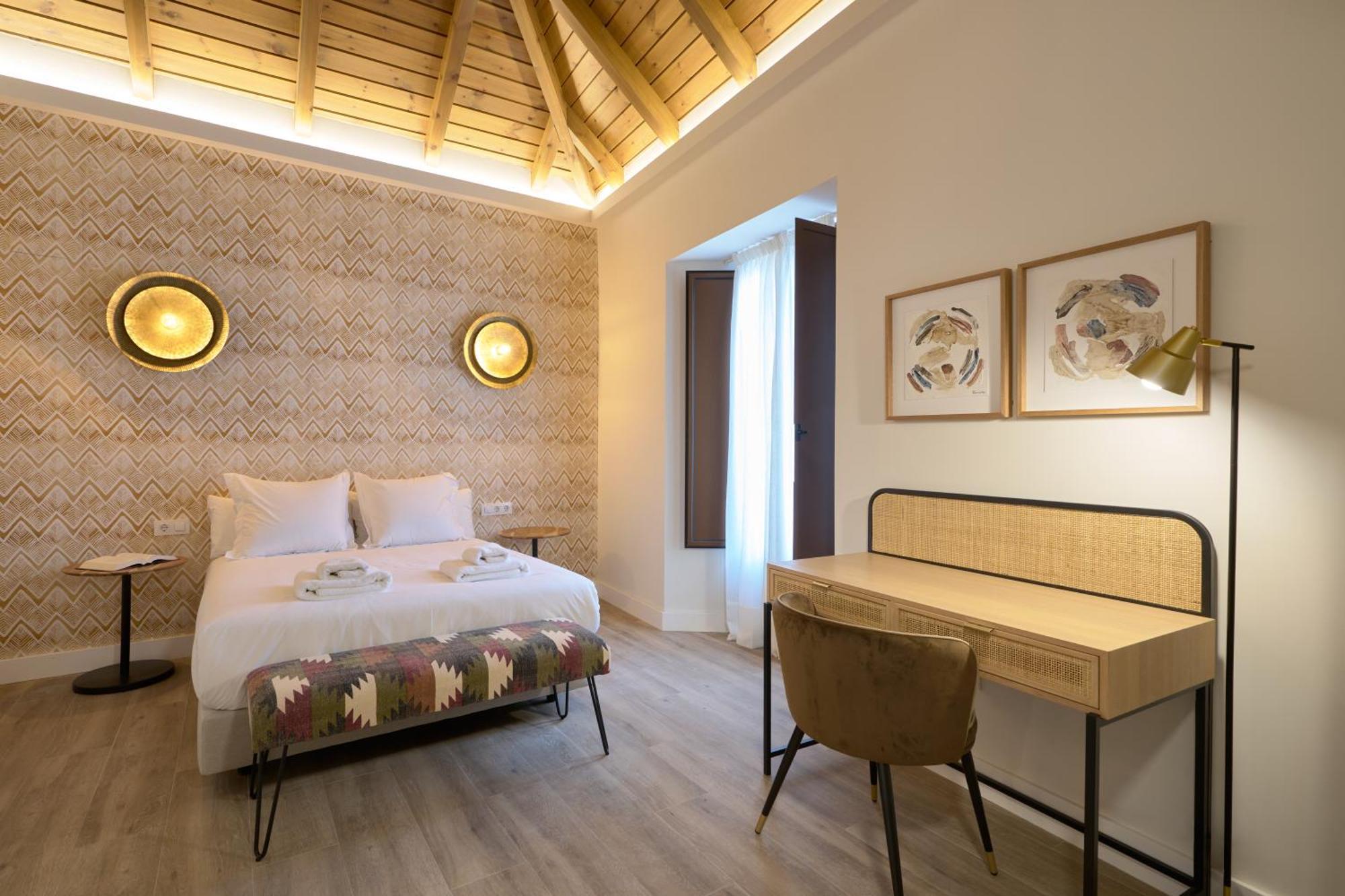Aparthotel Casa Pizarro, By Homing U