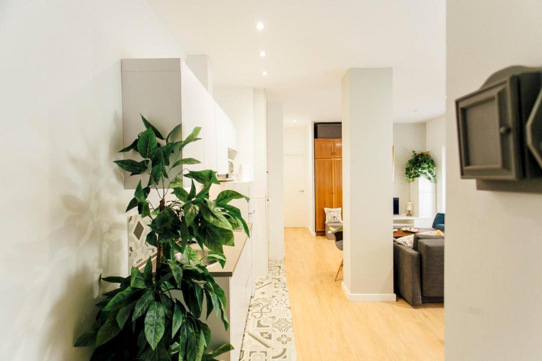 Bright And Comfortable- 2d 2b- Conde De Torrejon