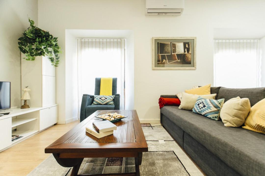 Apartment Bright And Comfortable- 2d 2b- Conde De Torrejon Seville