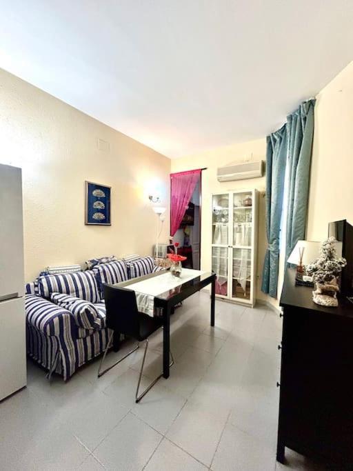 Hispalis Iglesia De San Luis Apartment Seville
