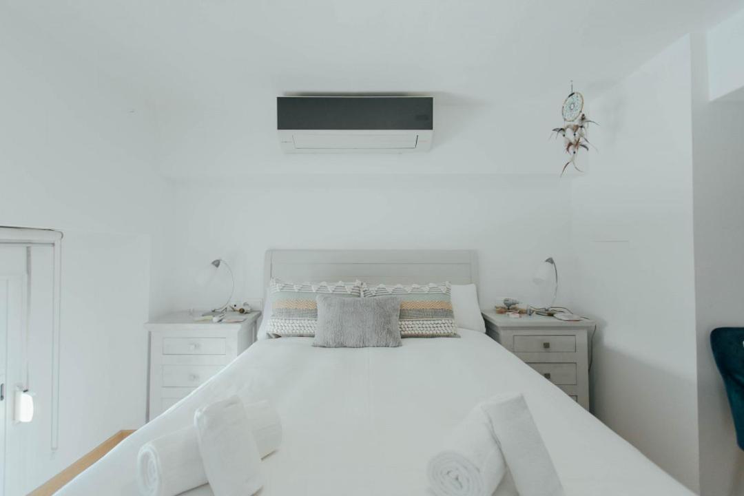 Apartment Cozy Next To The Alameda -2bdrm 1,5 Bath Seville