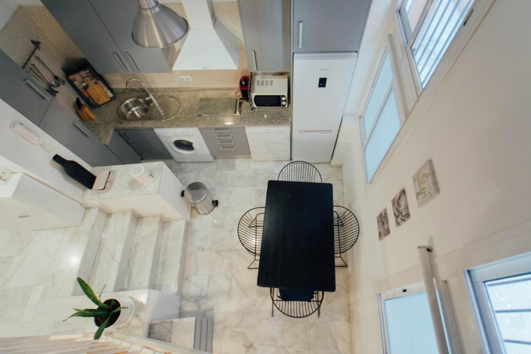 Apartment Cozy Next To The Alameda -2bdrm 1,5 Bath Seville