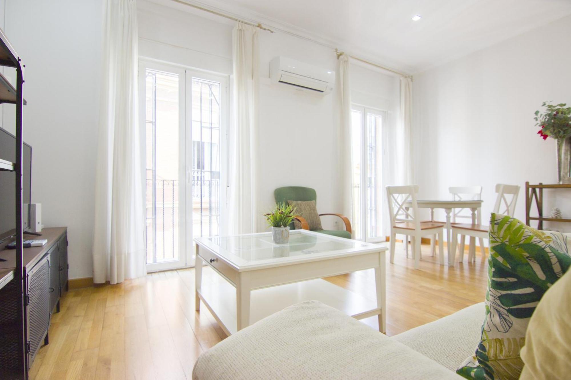 Rentalsevilla En El Centro Histórico Sevillano