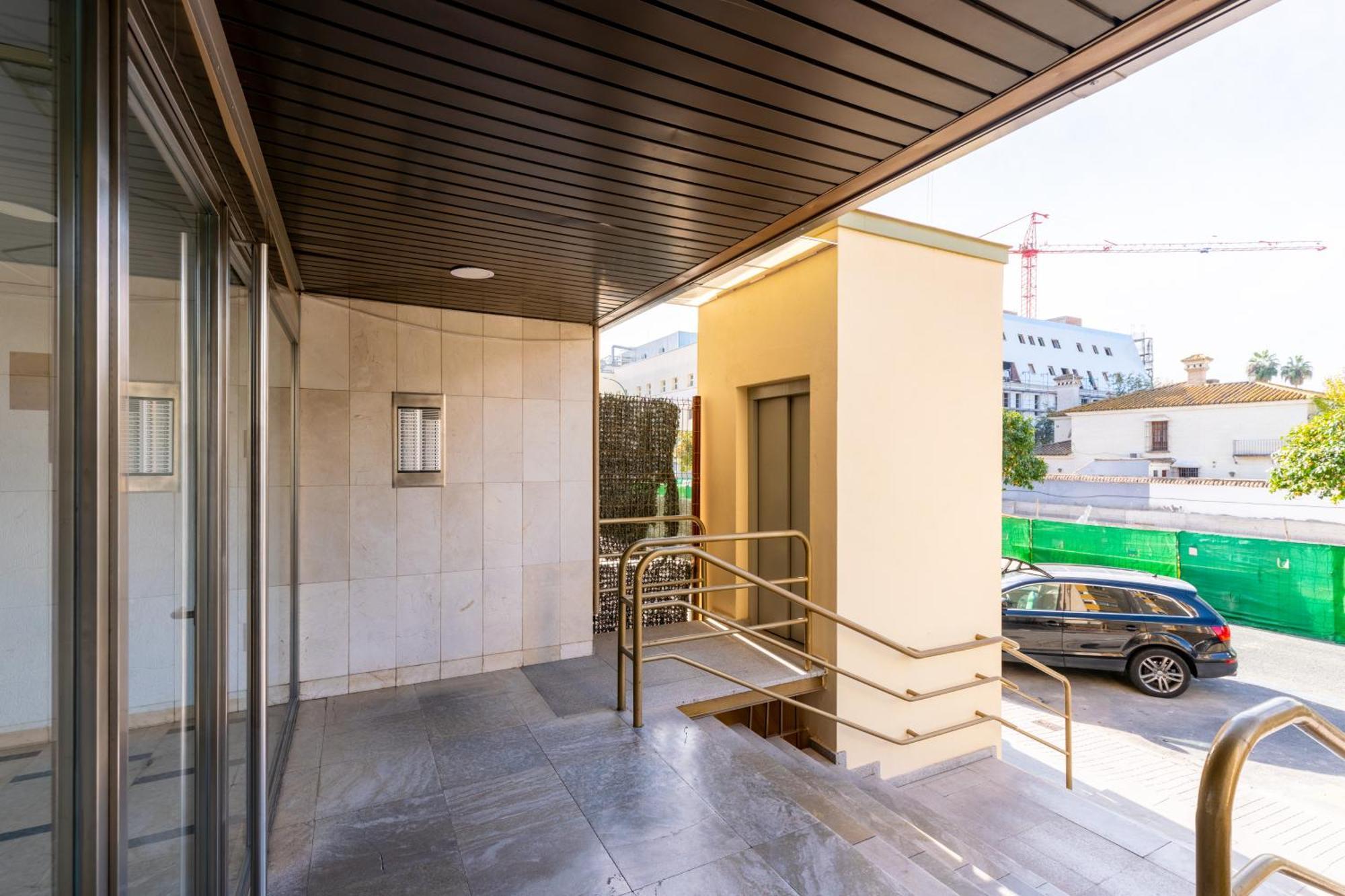 Diseno Y Comodidad En Bami Sevilla