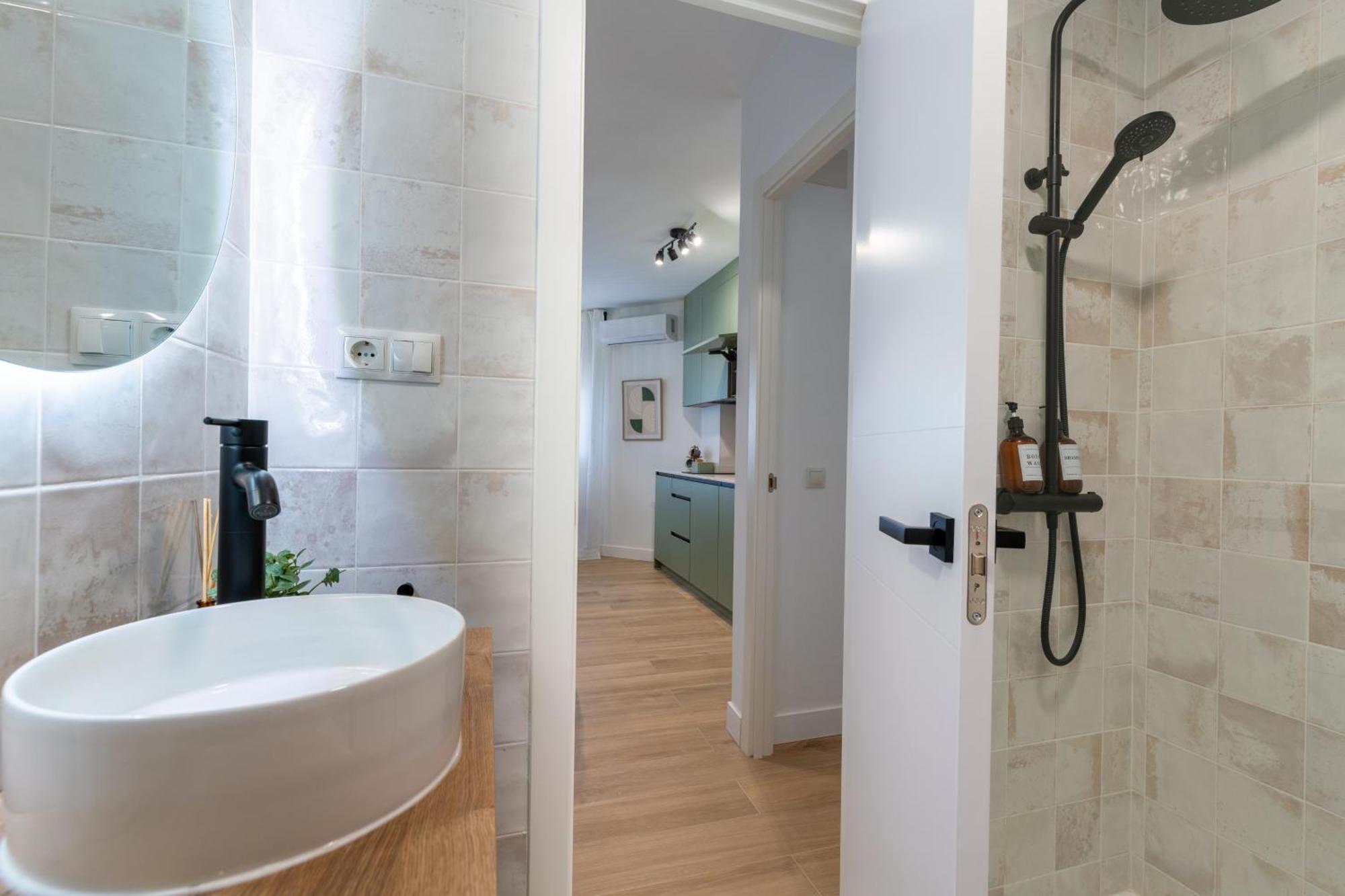 Diseno Y Comodidad En Bami Apartamento Sevilla