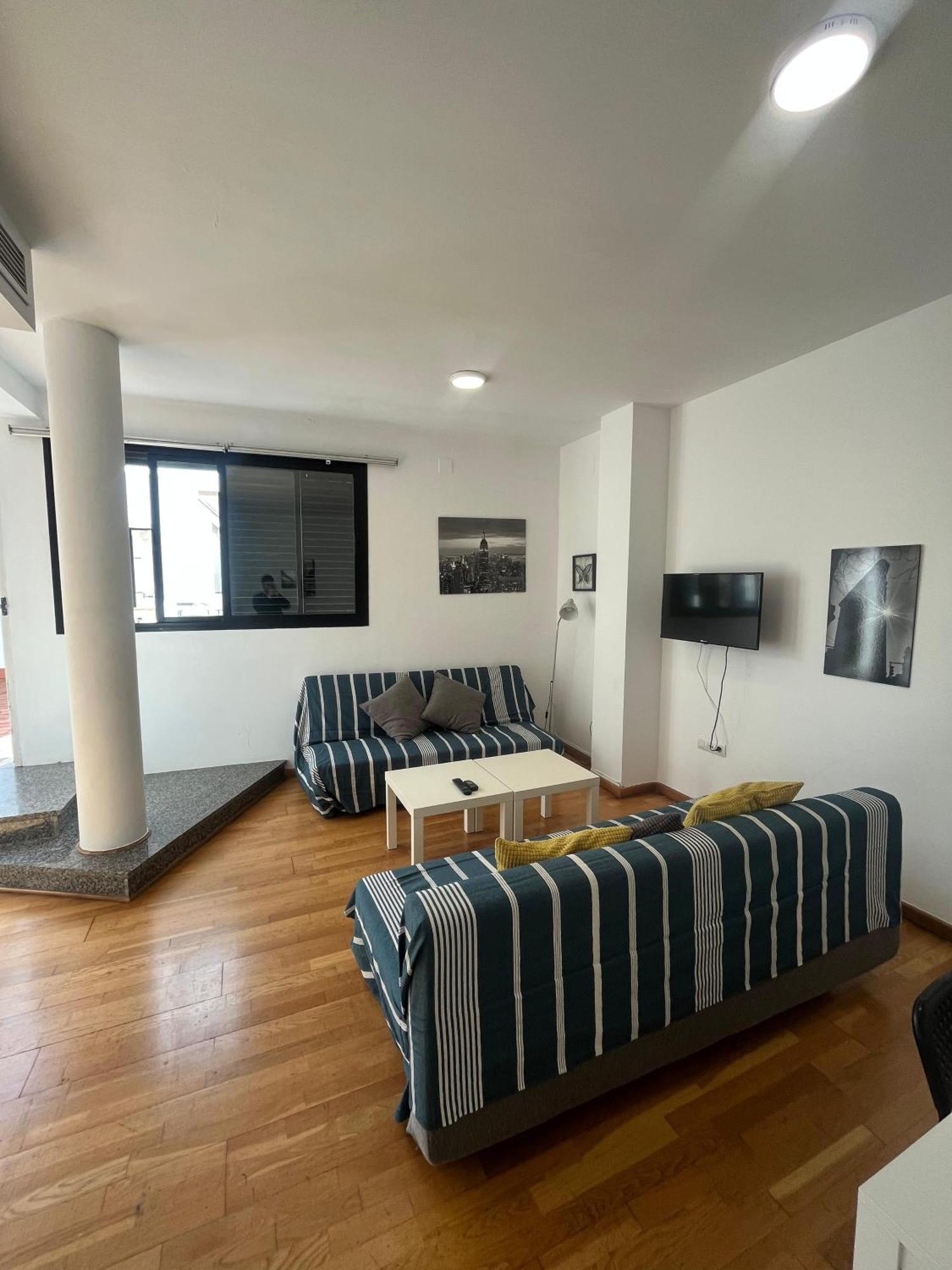 Atico Con Terraza Privada *