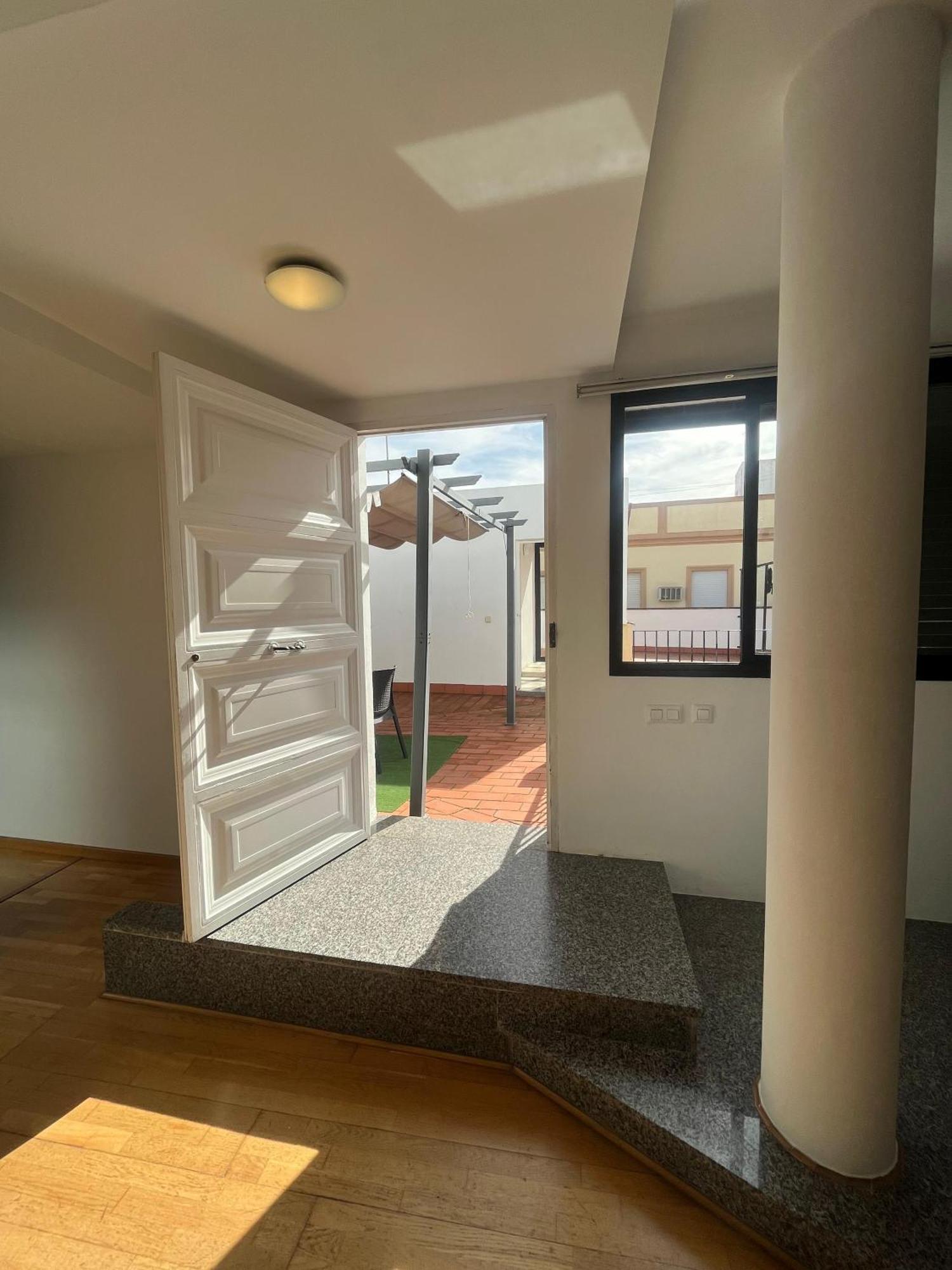 Atico Con Terraza Privada * Sevilla