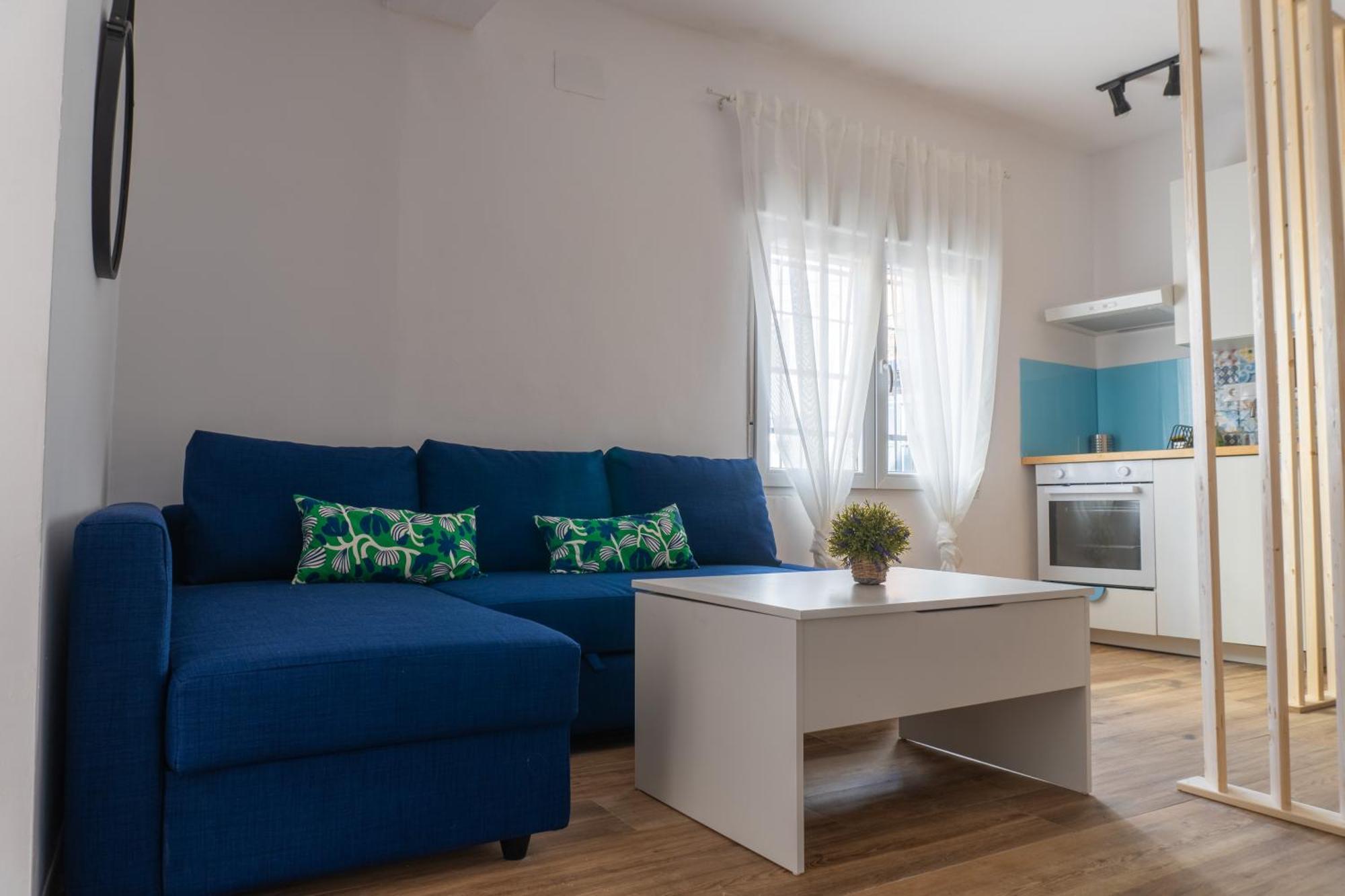 Estudio Completo A Estrenar En Triana Apartment *