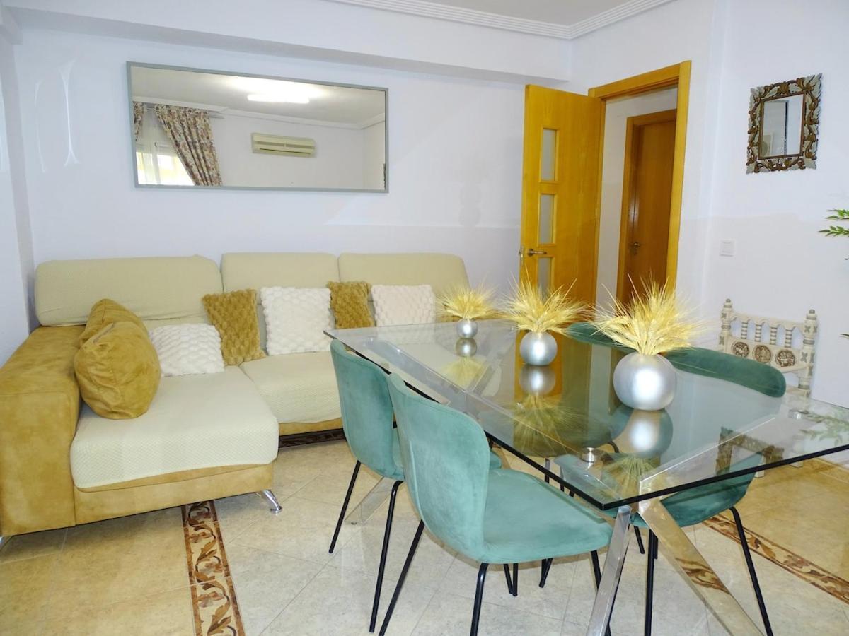 Apartment Ideal Familias, A Pasos De La Estacion De Tren *
