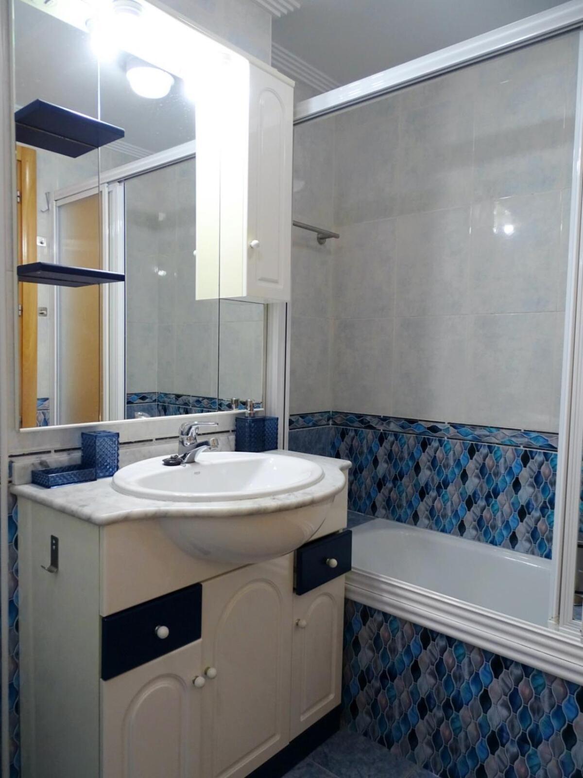 Apartment Ideal Familias, A Pasos De La Estacion De Tren