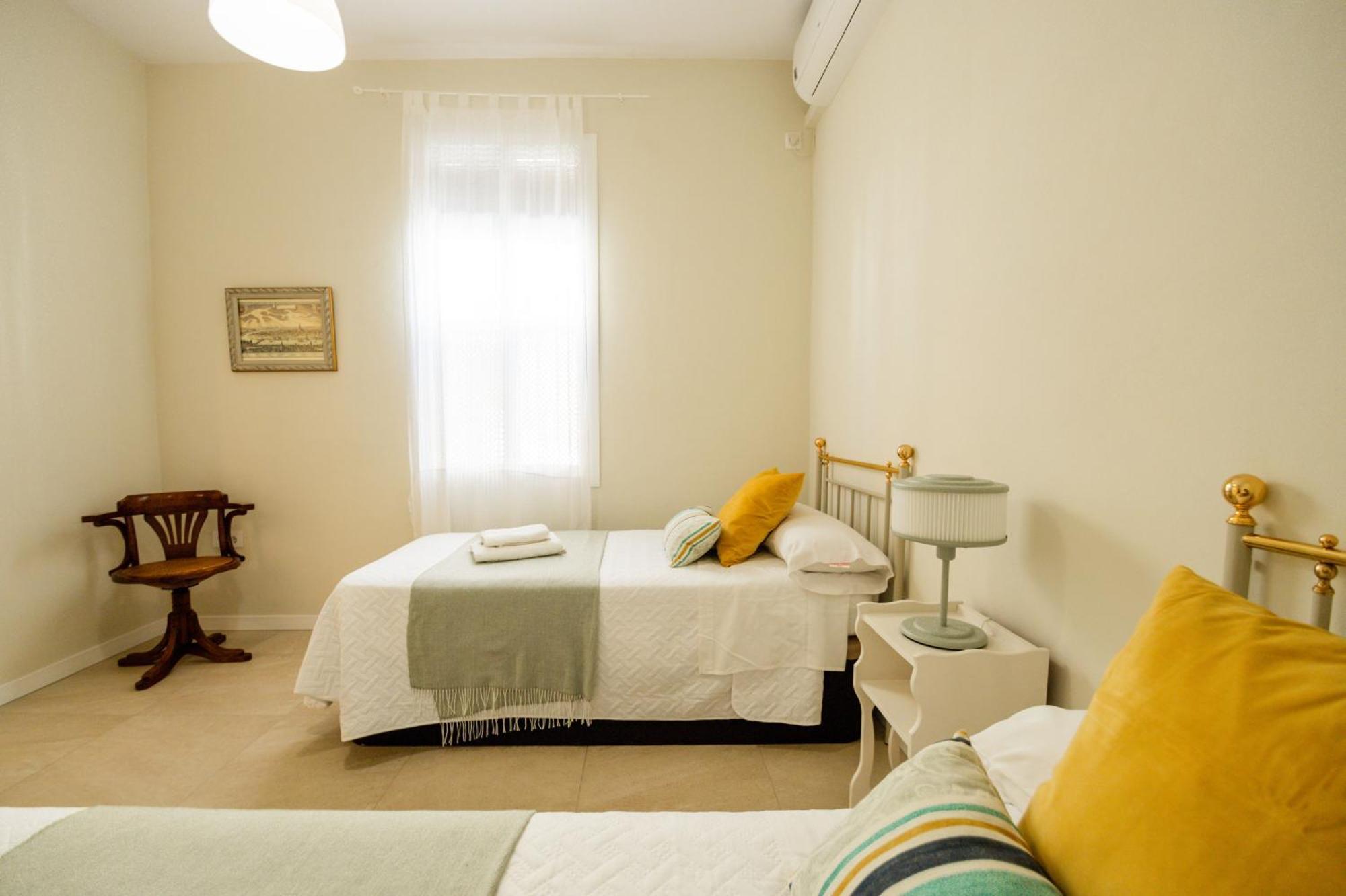 Encantadora Casa En Barrio De Triana Holiday home Seville