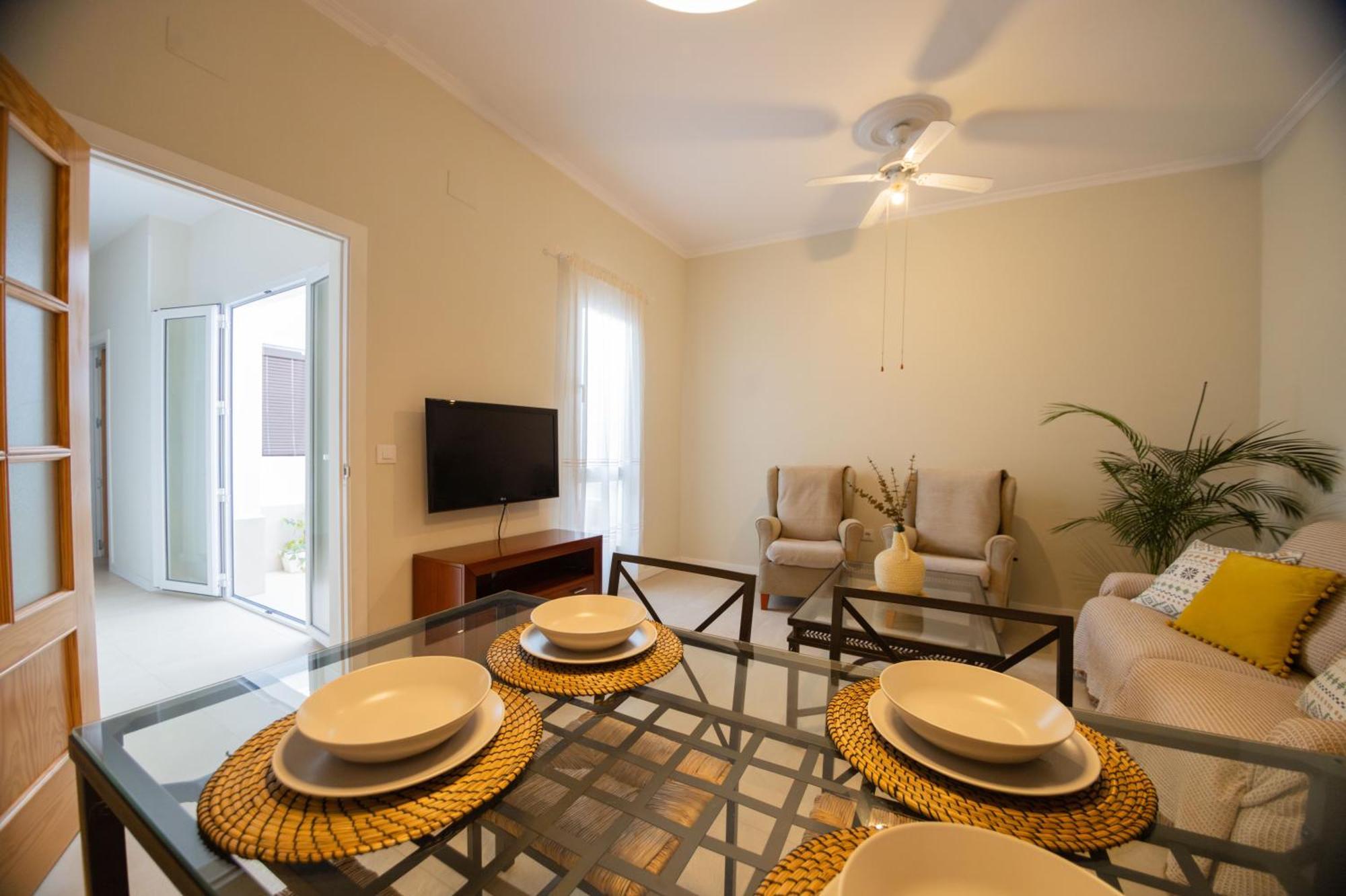 Encantadora Casa En Barrio De Triana Holiday home Seville