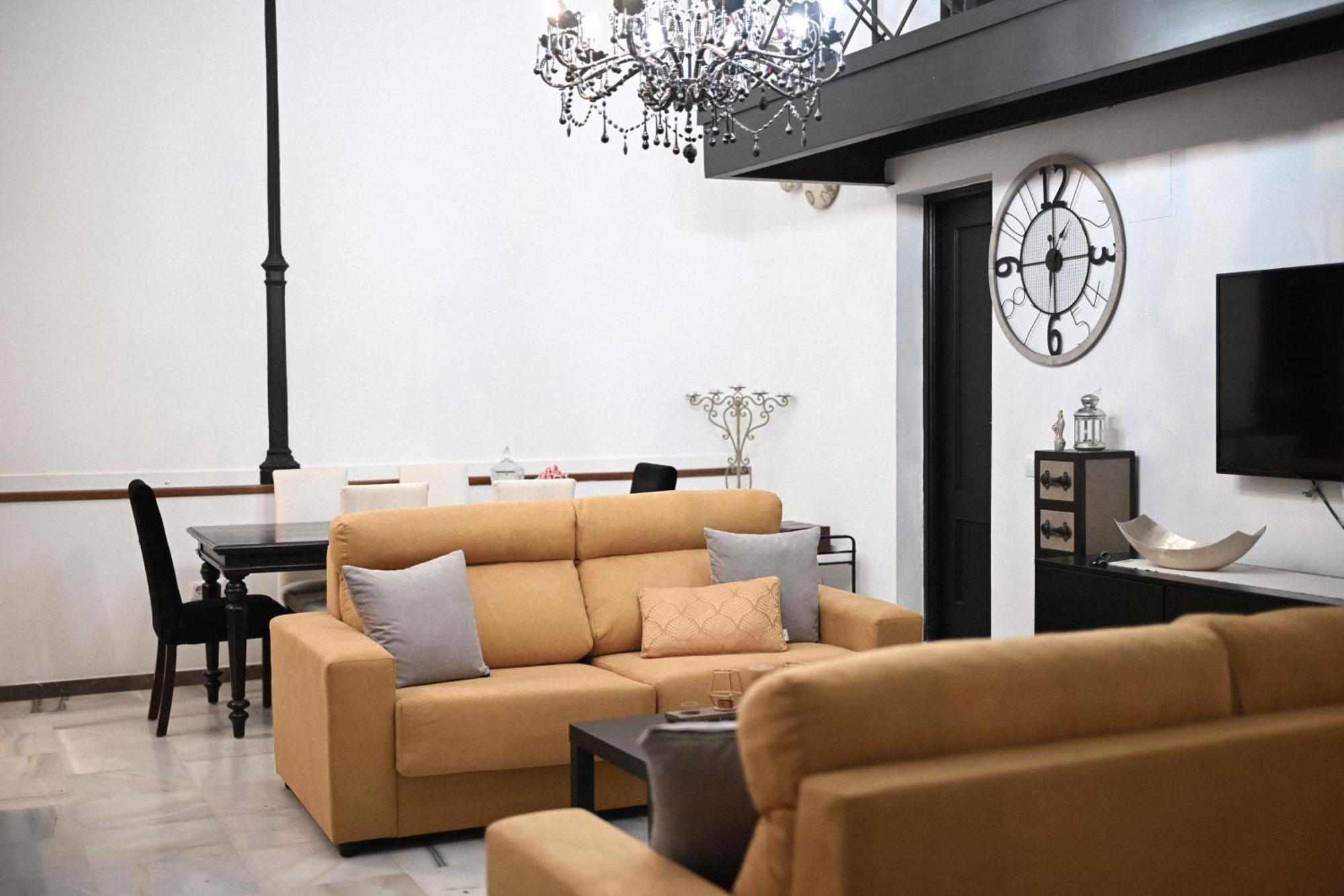 Apartment Duplex Proximo A Plaza De La Alameda *