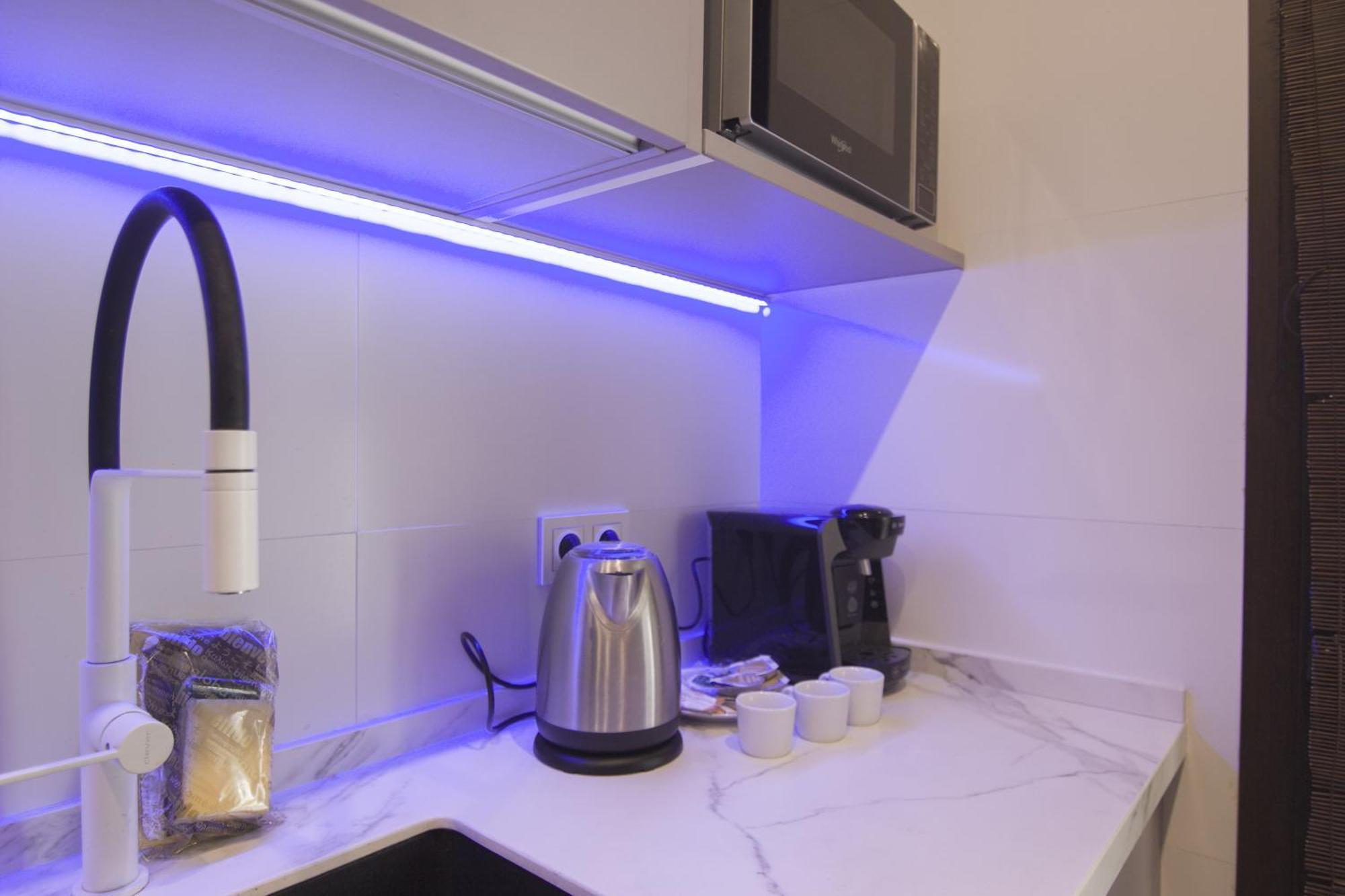Rentalsevilla Looks Pretty And Modern Apartamento Sevilla
