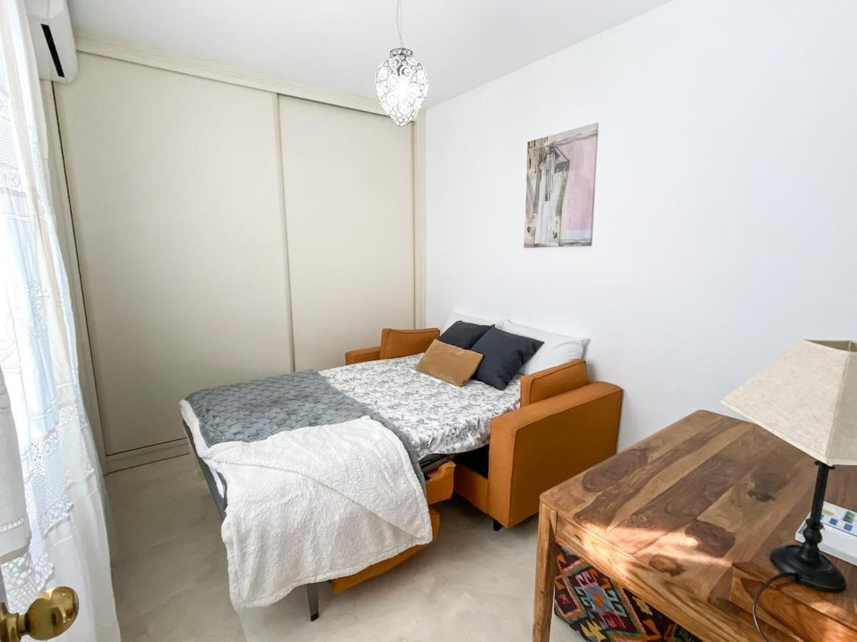 Apartment Beautiful In Triana, Sevillarooms Seville