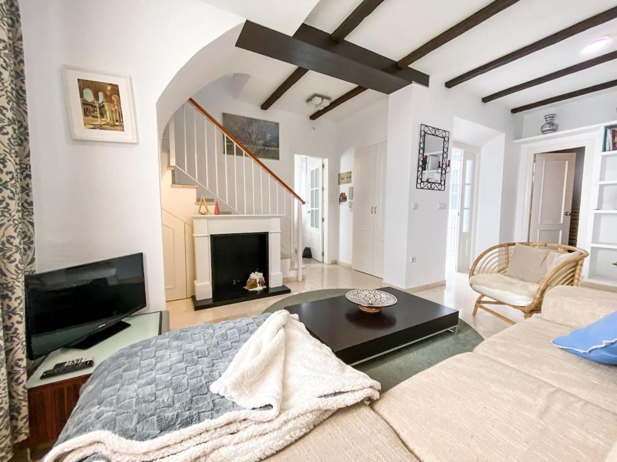 Beautiful In Triana, Sevillarooms Apartment Seville